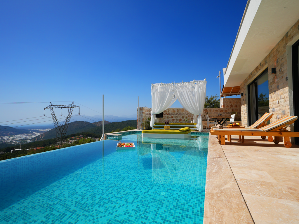 Villa Münih - Deniz Manzaralı Villa