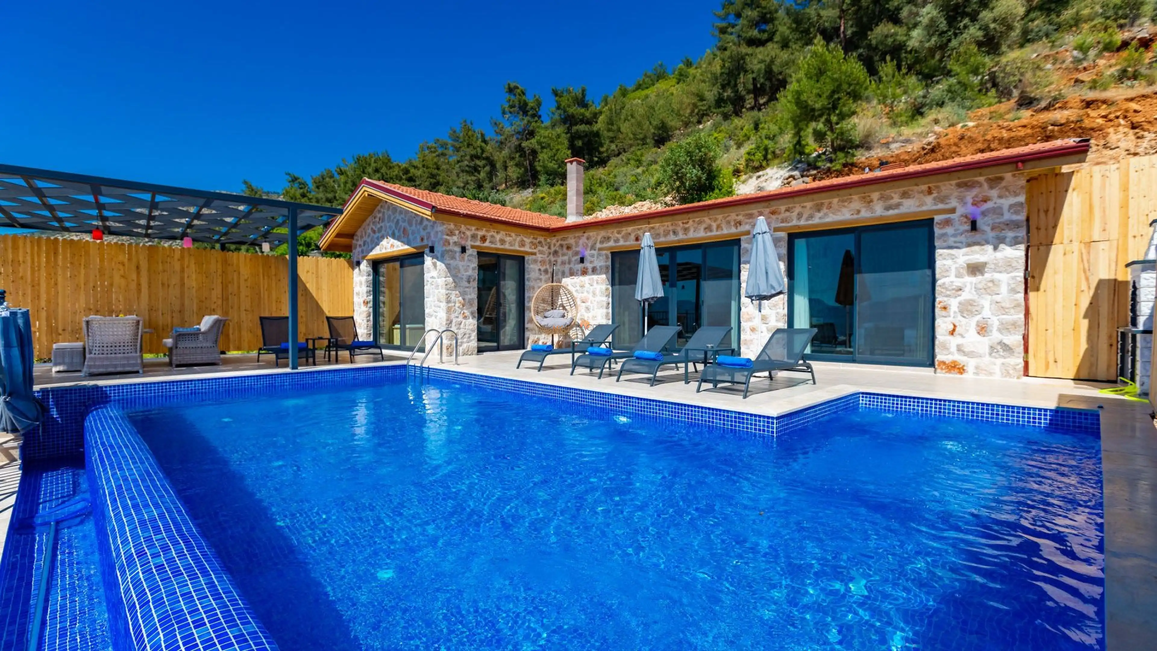 6-wings-villakalkan-14911621503066_307.jpg
