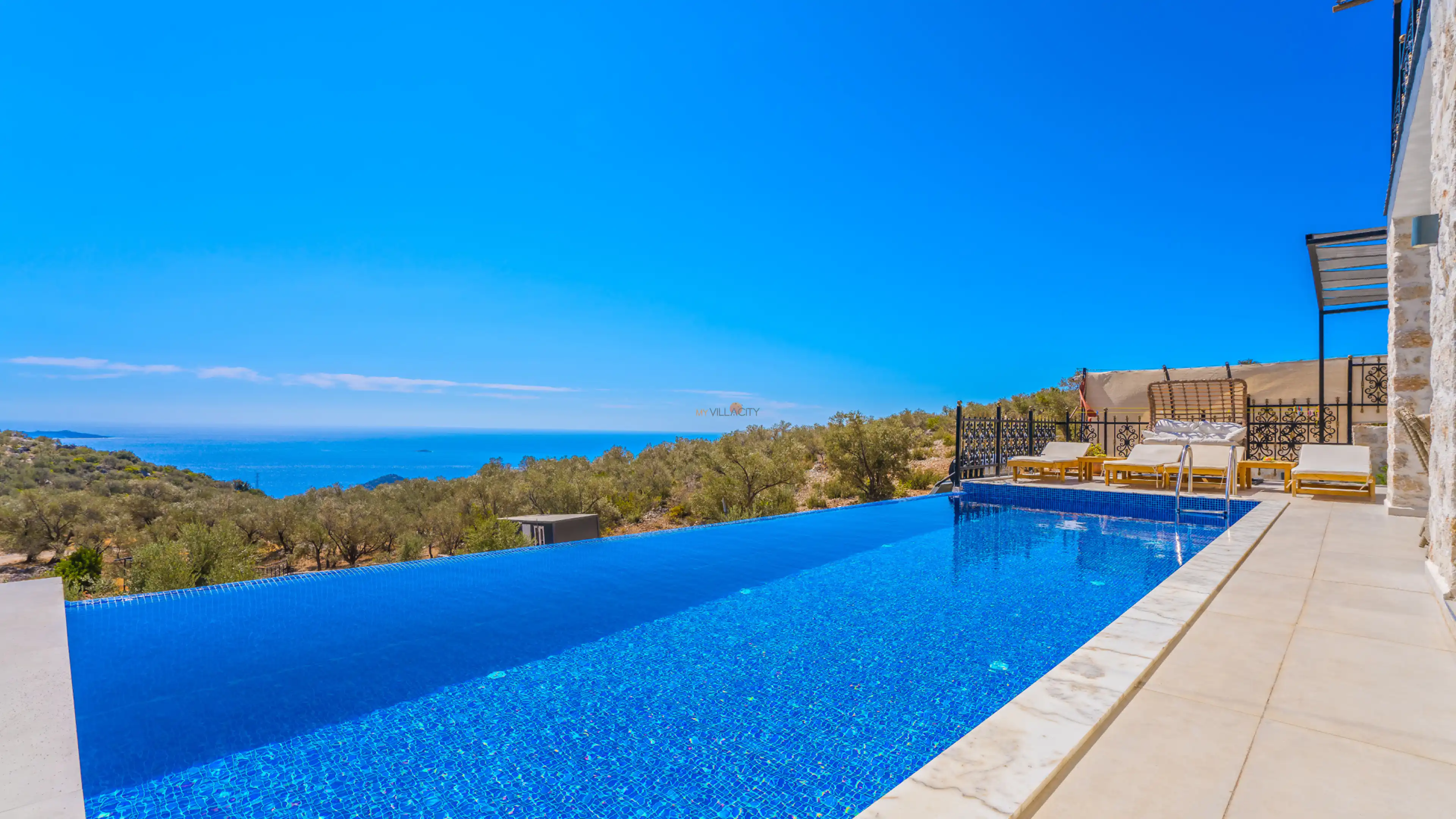 Ayda-Villa-19_849.jpg