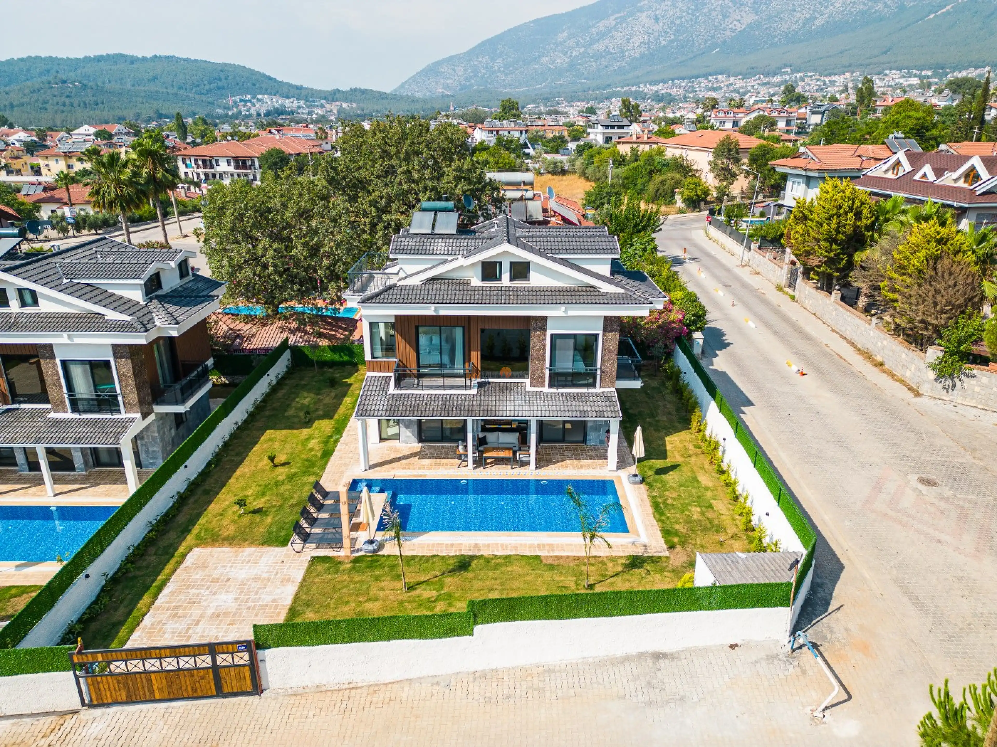 DJi_0529_1400x1050_204.jpg