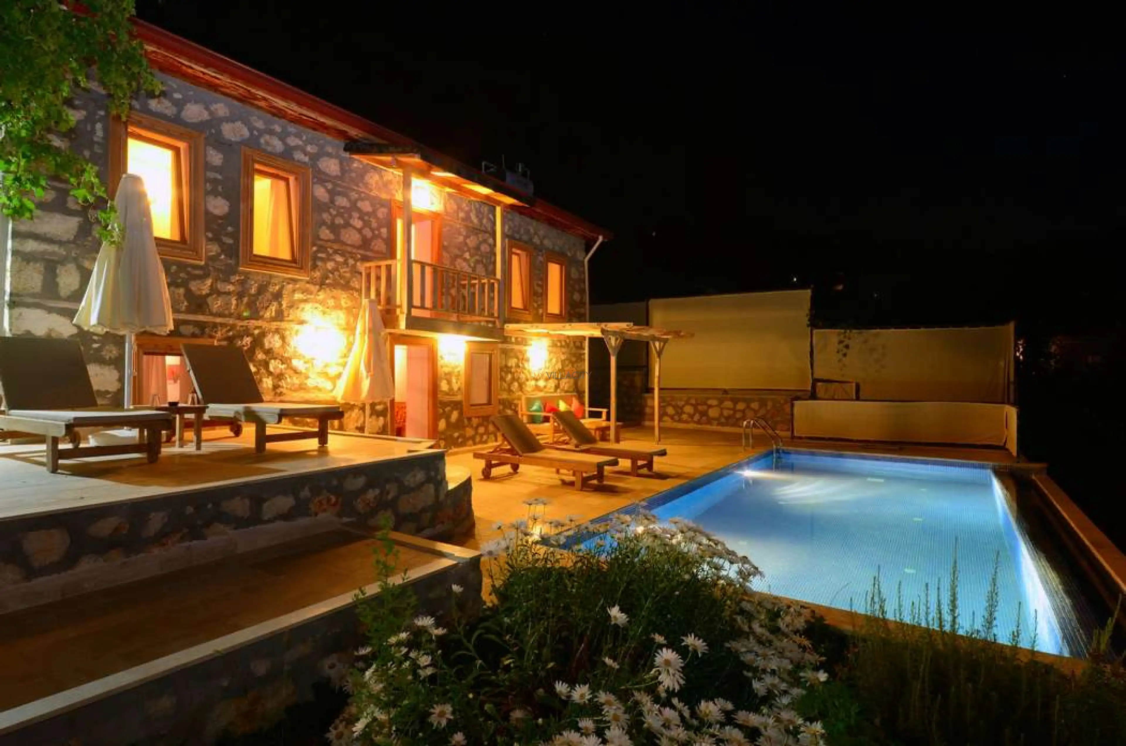 Ovillam_villa_Milat-8_724.jpg
