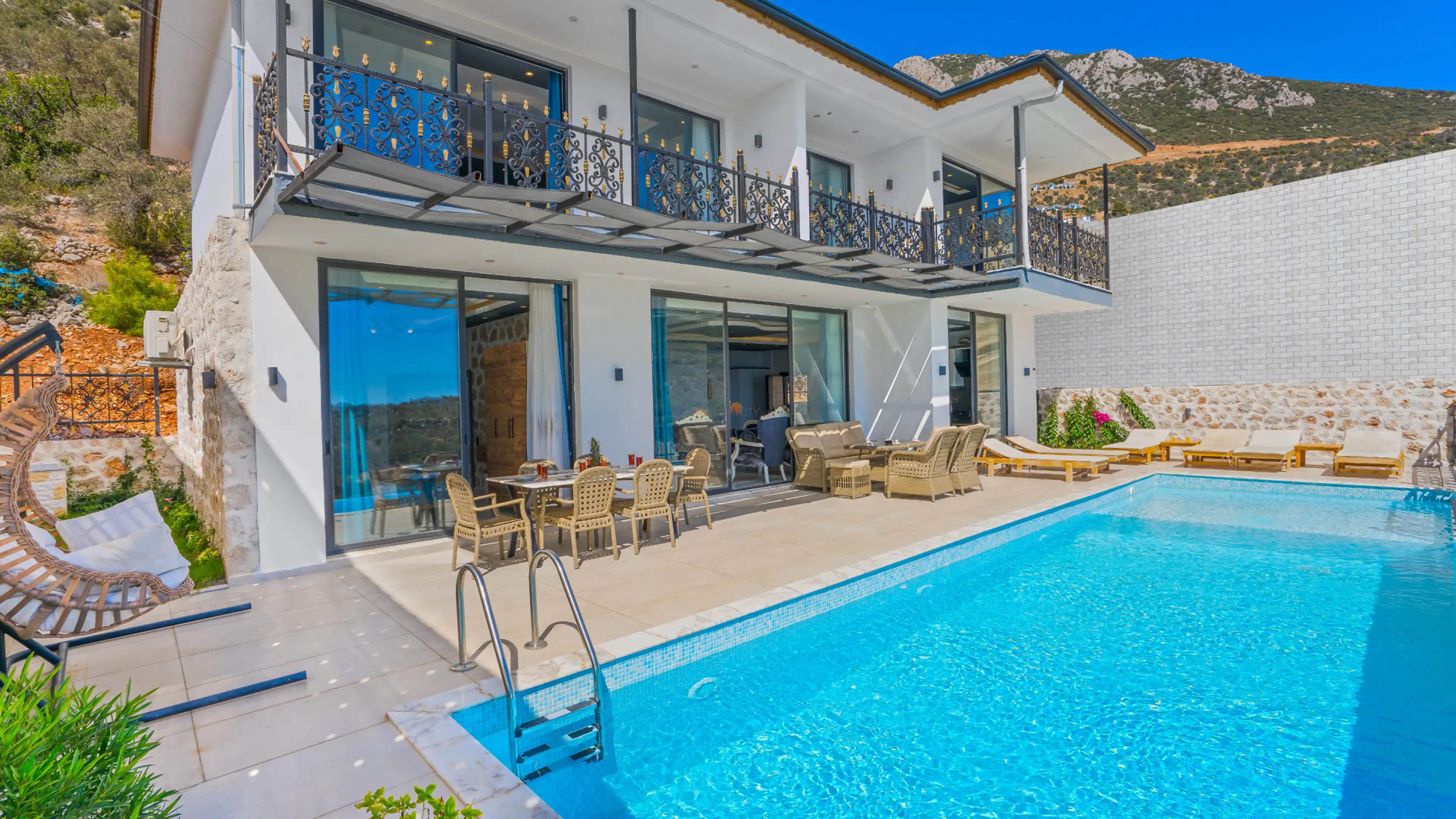 Sur-Villa-18_332.jpg