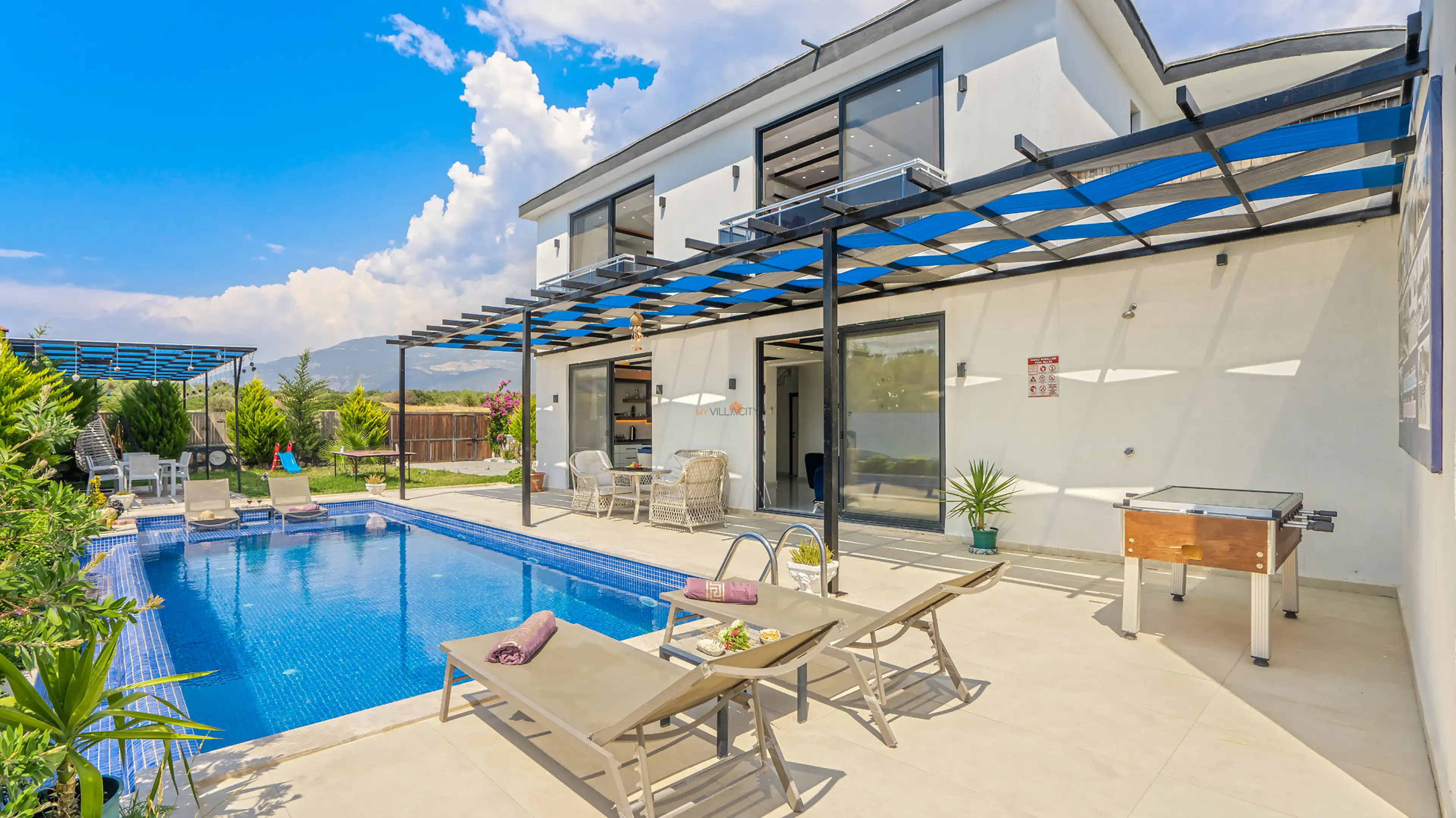 Villa-Aksoy-Duo-49_743.jpg