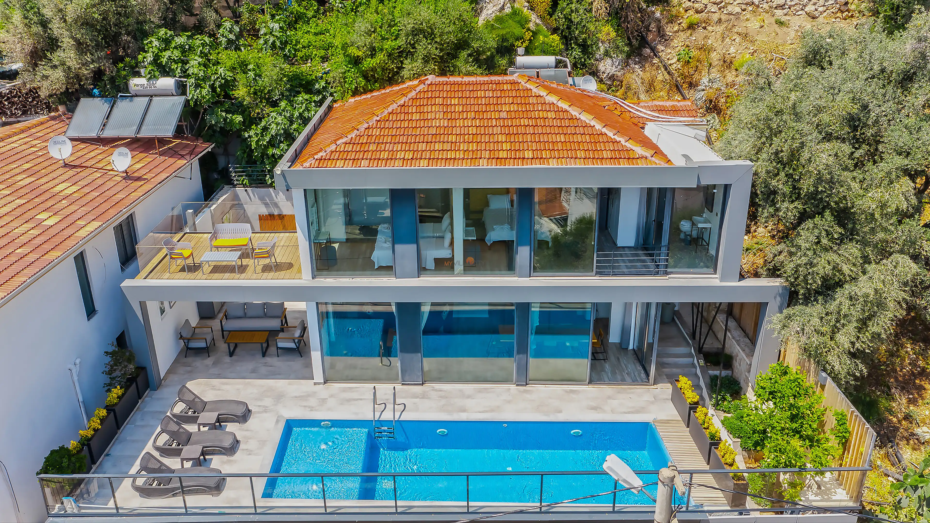 Villa-Loca-56_824.jpg