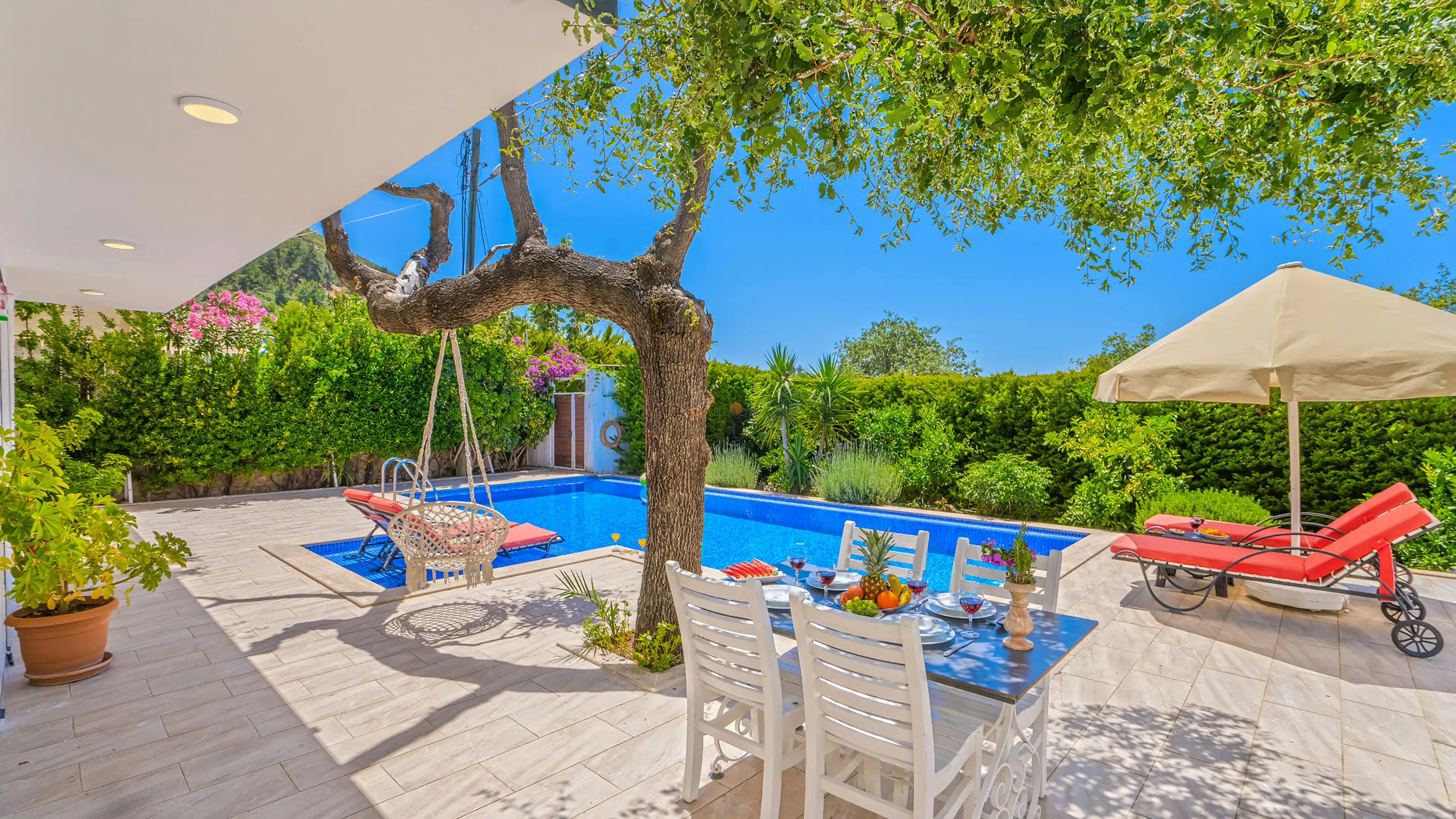 Villa-Love-69_929.jpg