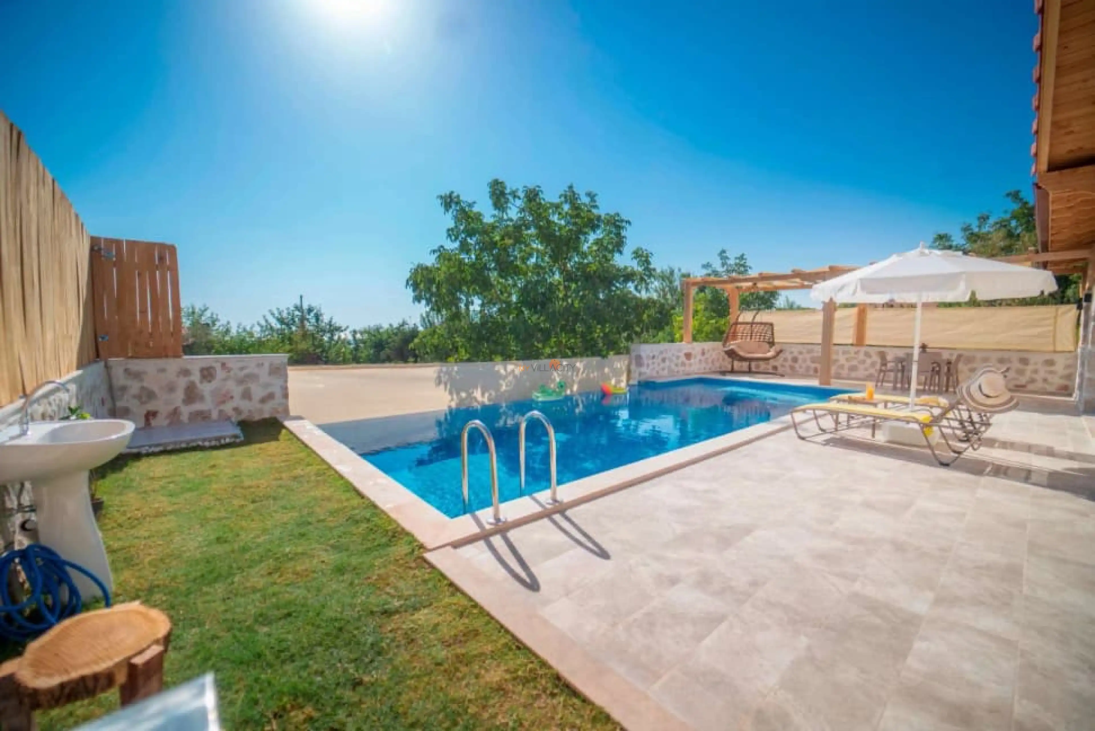 Villa-Mercan-uzumlu-6-1_399.jpeg