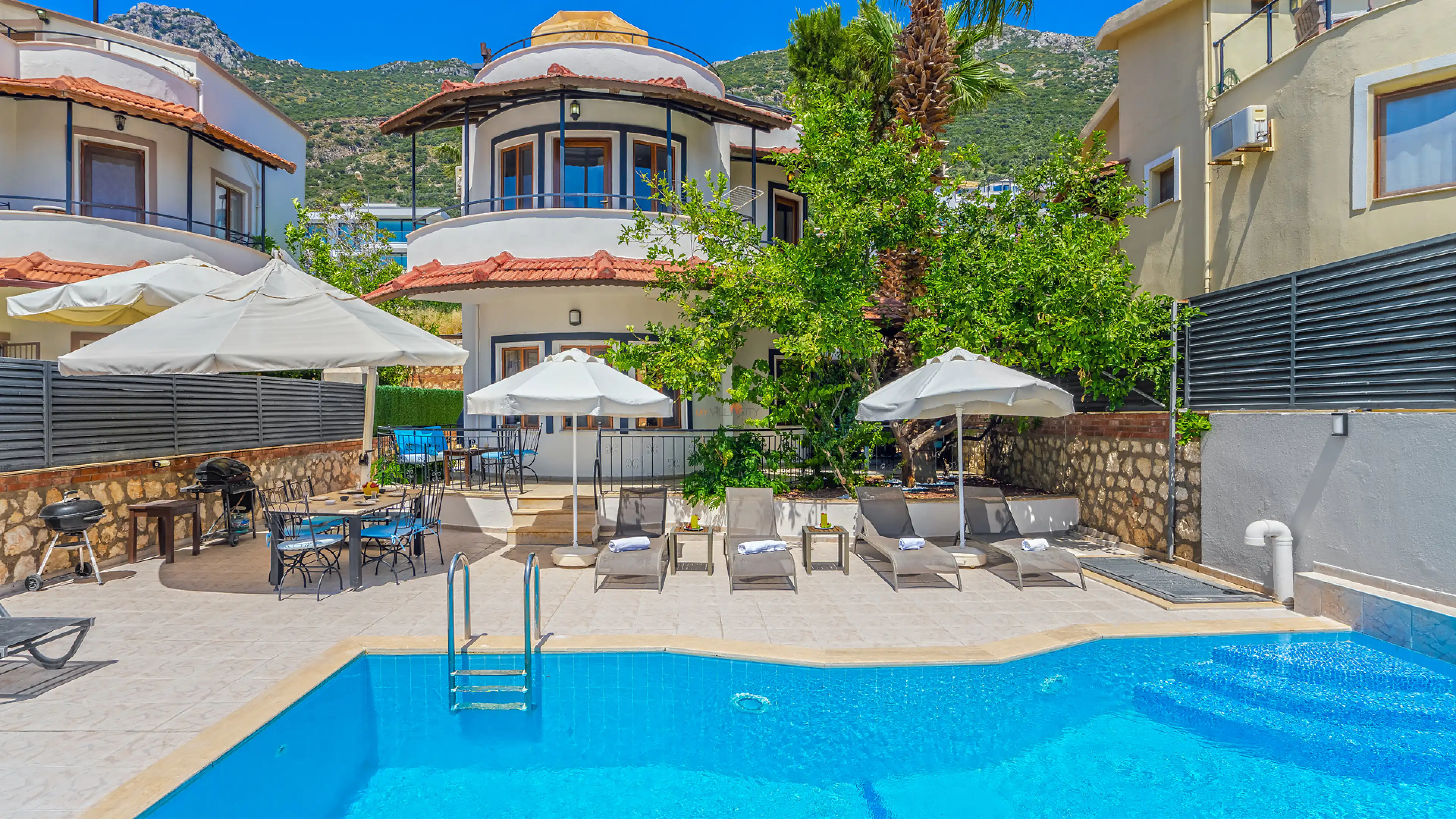 Villa-Nisan-14_551.jpg