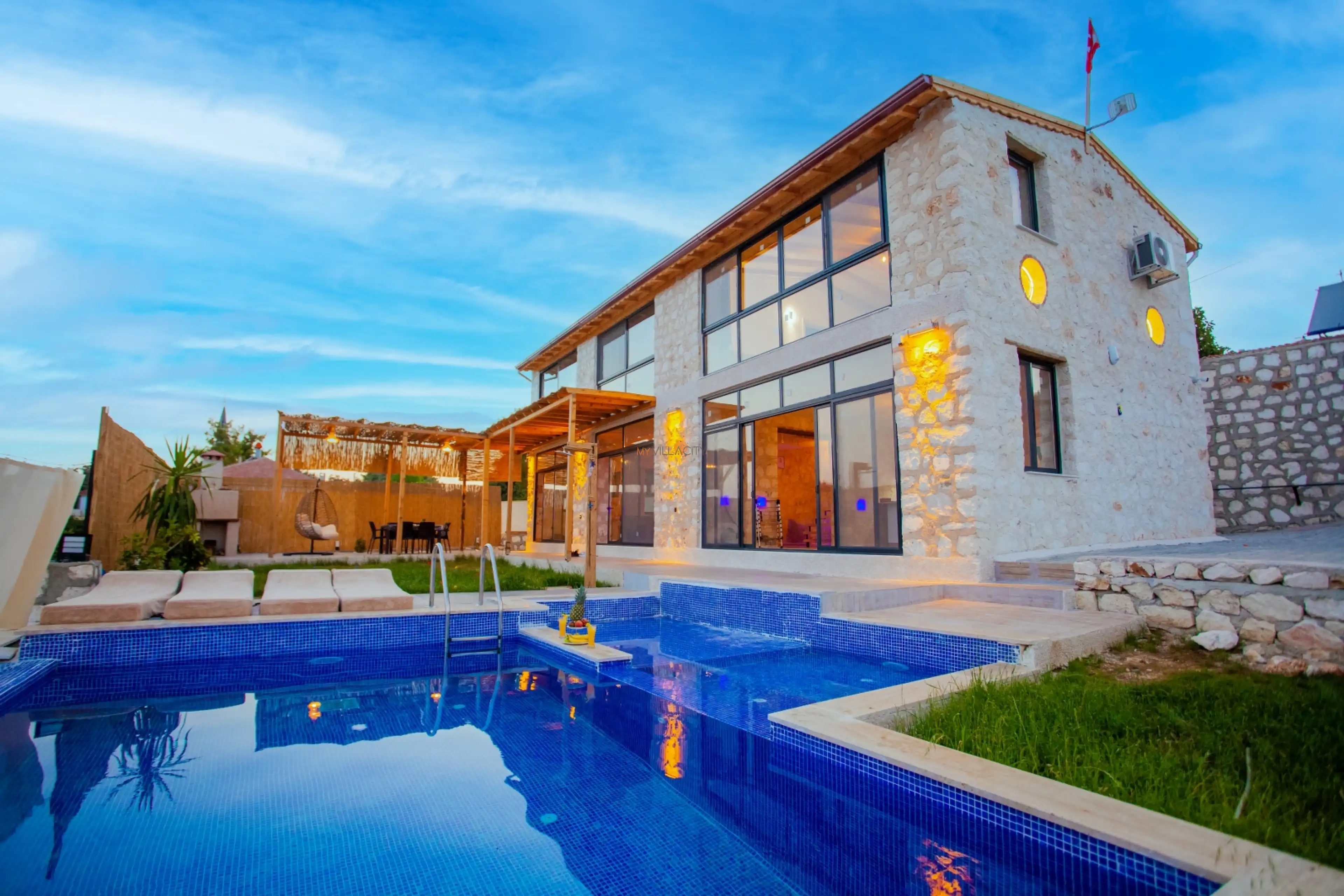 Villa-Sunrise-16_1620x1080_457.jpg