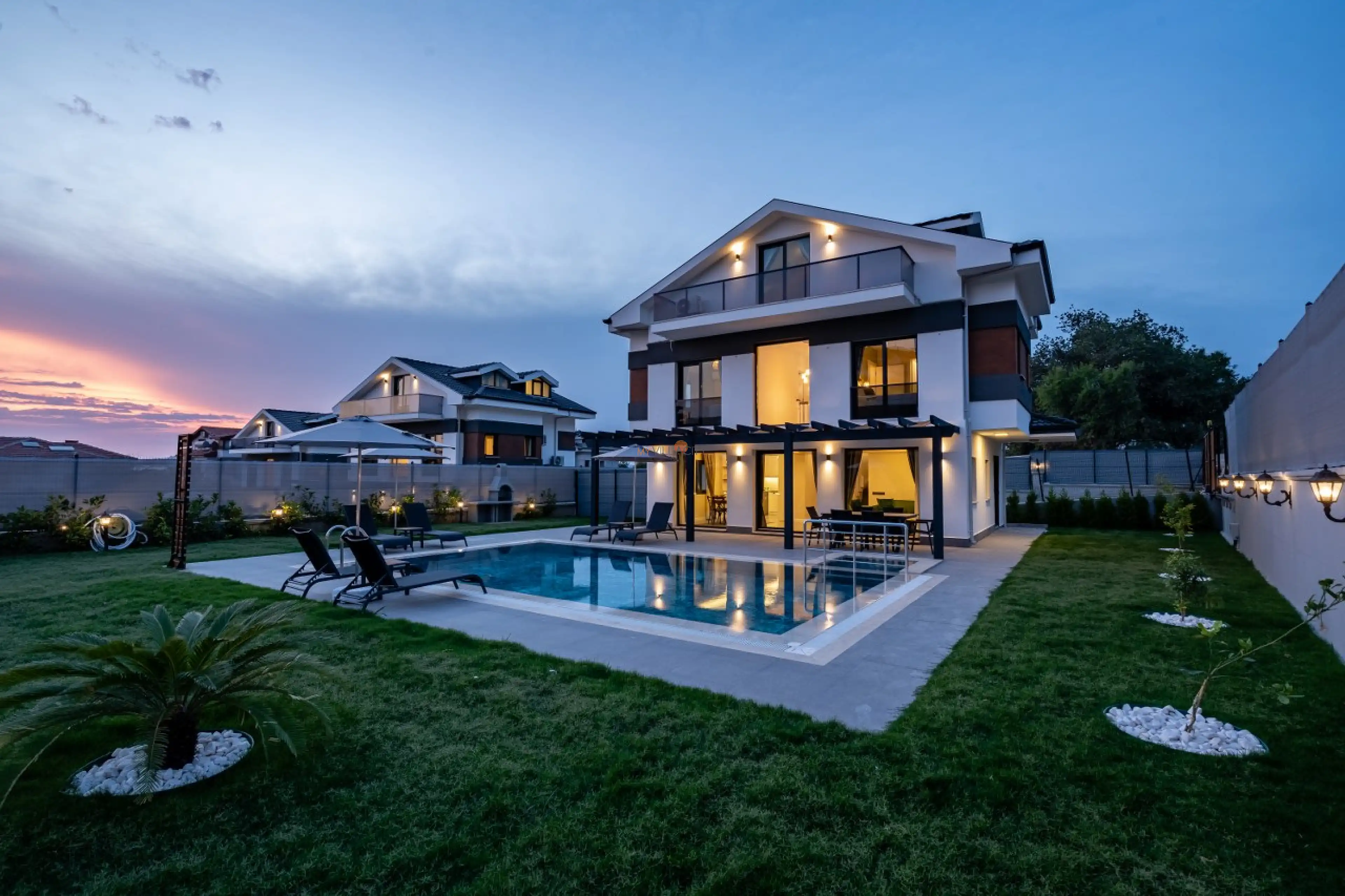 Villas-11_1280x853_609.jpg