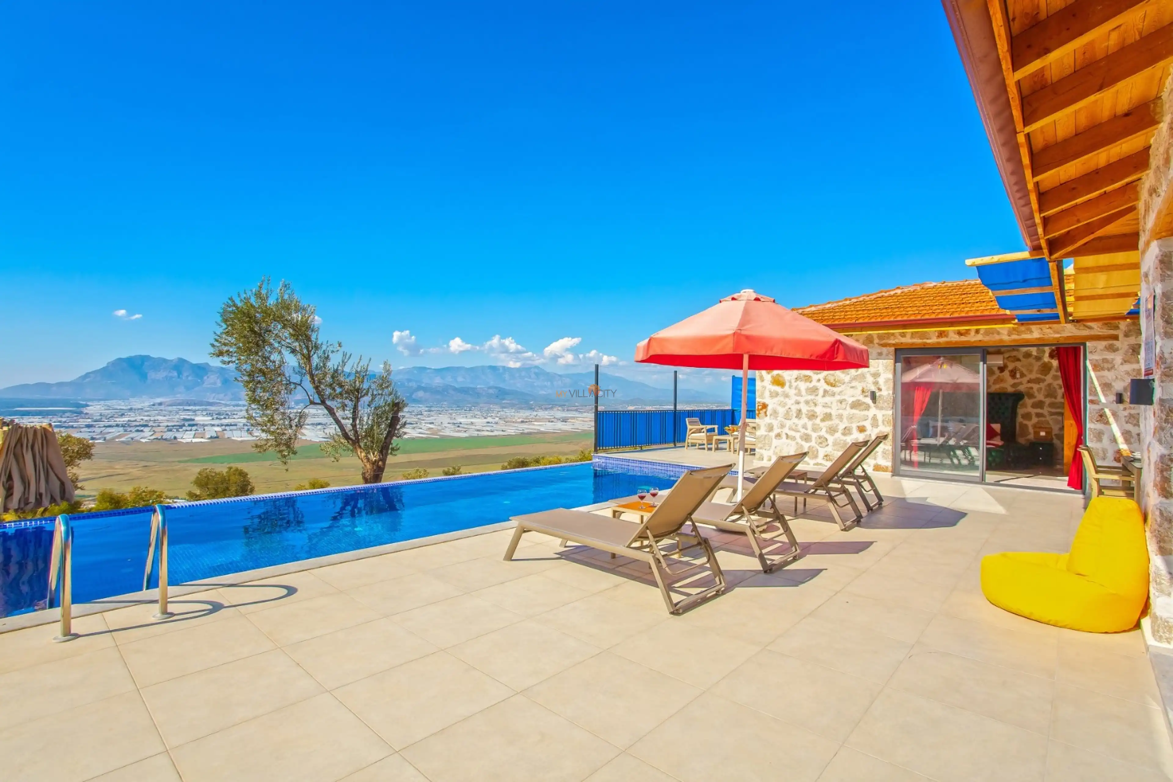 Yigit-2-Villa-42_454.jpg