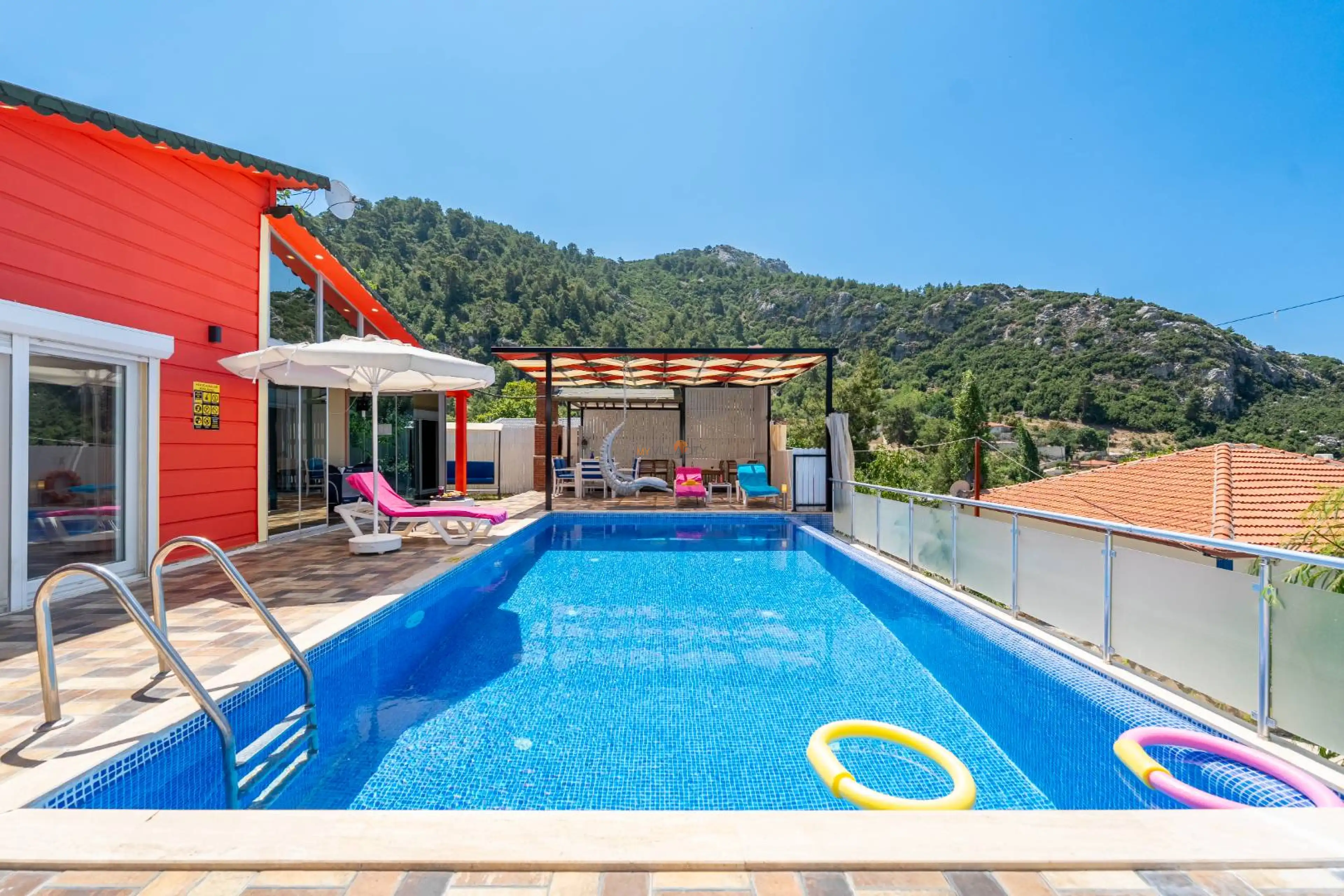 antalya-kasta-doga-icerisinde-ozel-havuzlu-kiralik-balayi-villasi-1123469_747.jpeg
