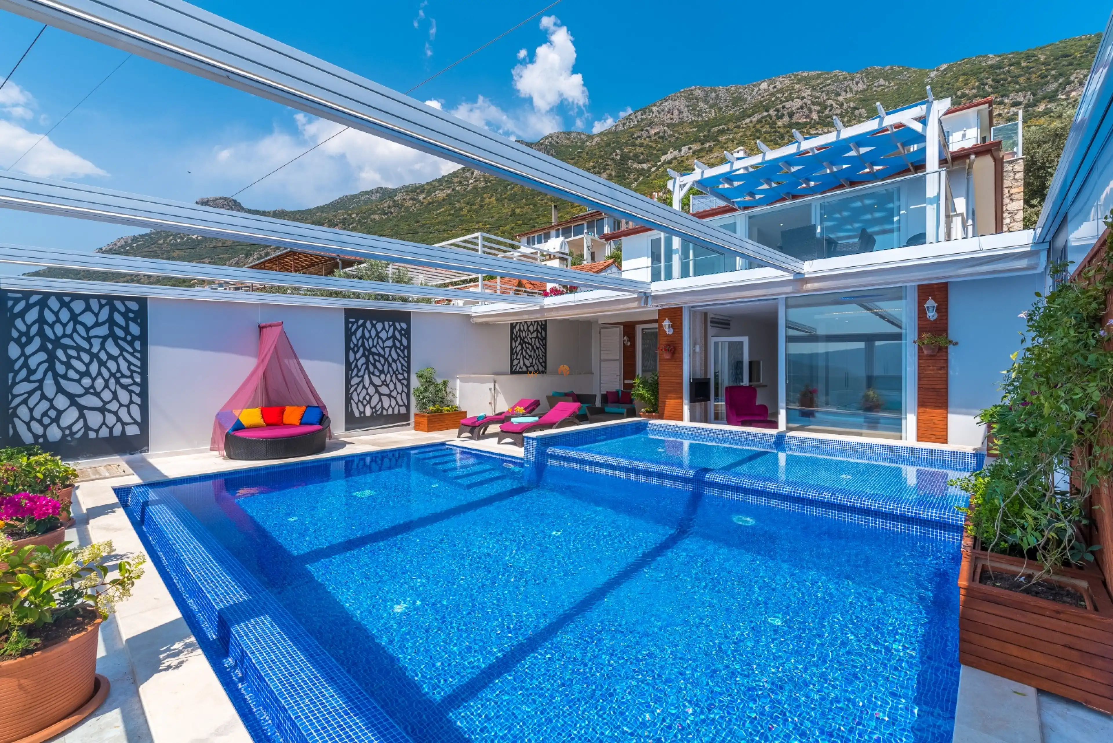 deniz_manzarali_jakuzili_luks_villa23_935.JPG