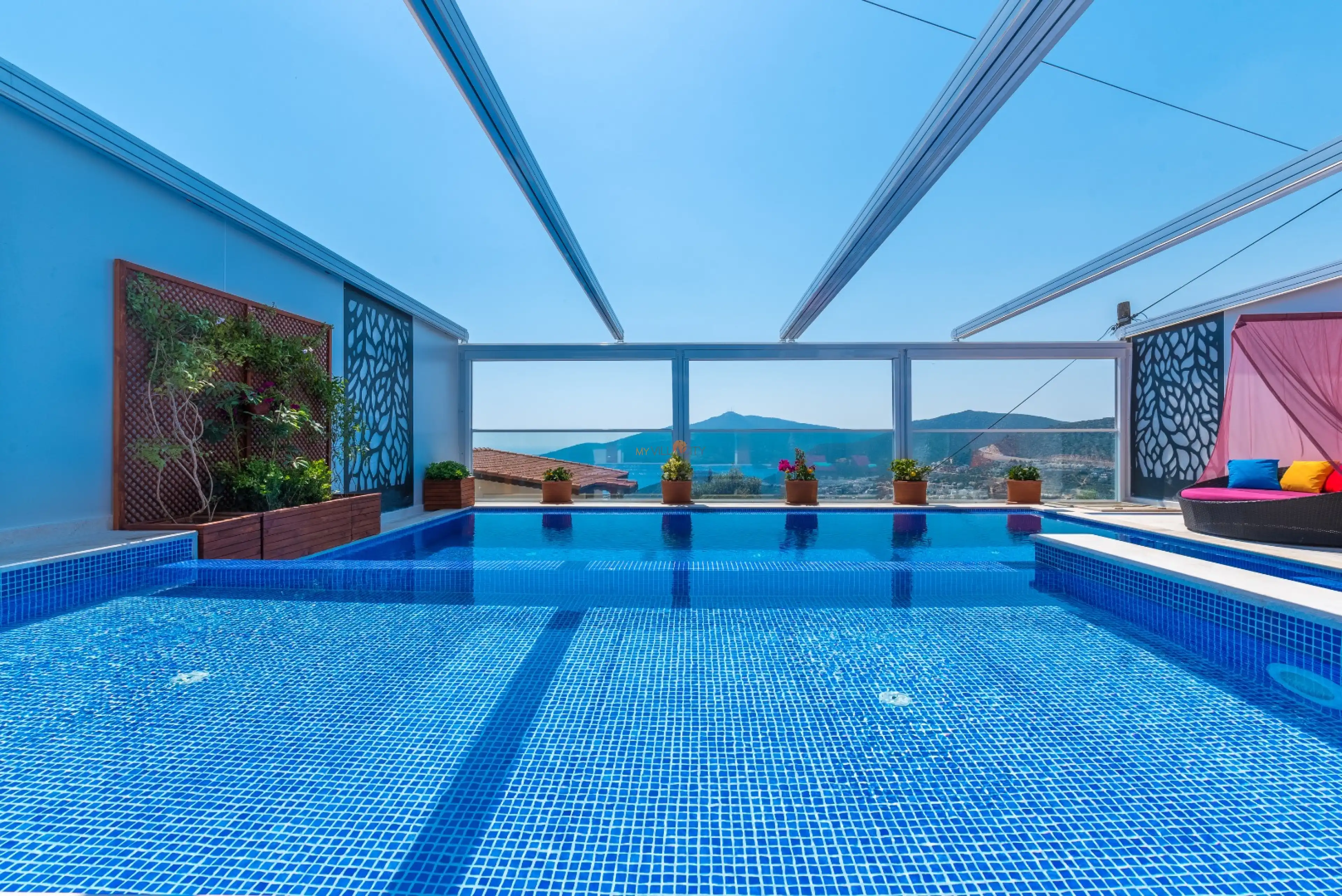 deniz_manzarali_jakuzili_luks_villa33_605.JPG
