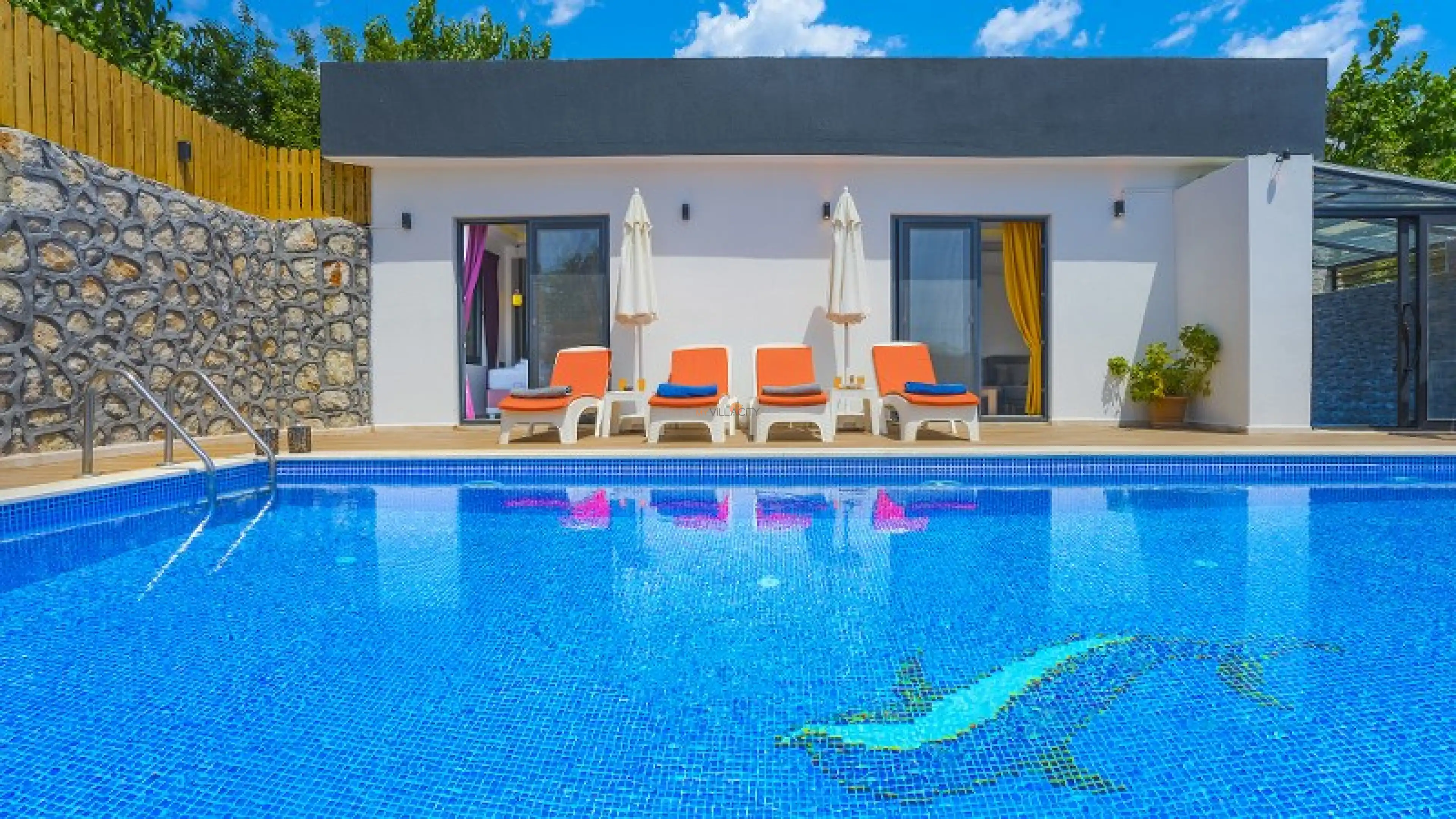 huma-villa-31_800x450_130.jpg