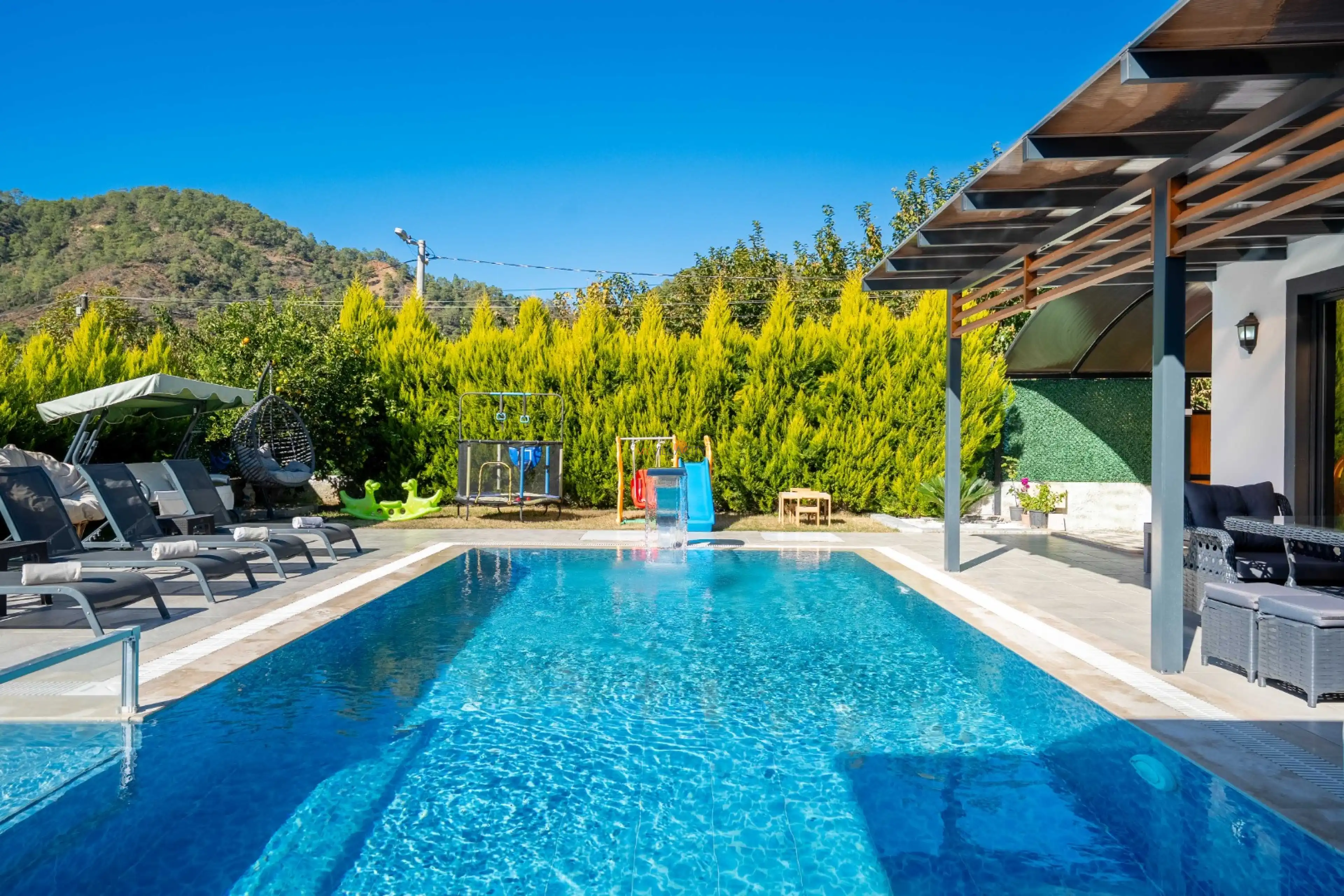 kayakoyvillas_villa_yalcin_yaniklar-33_99_349.jpg
