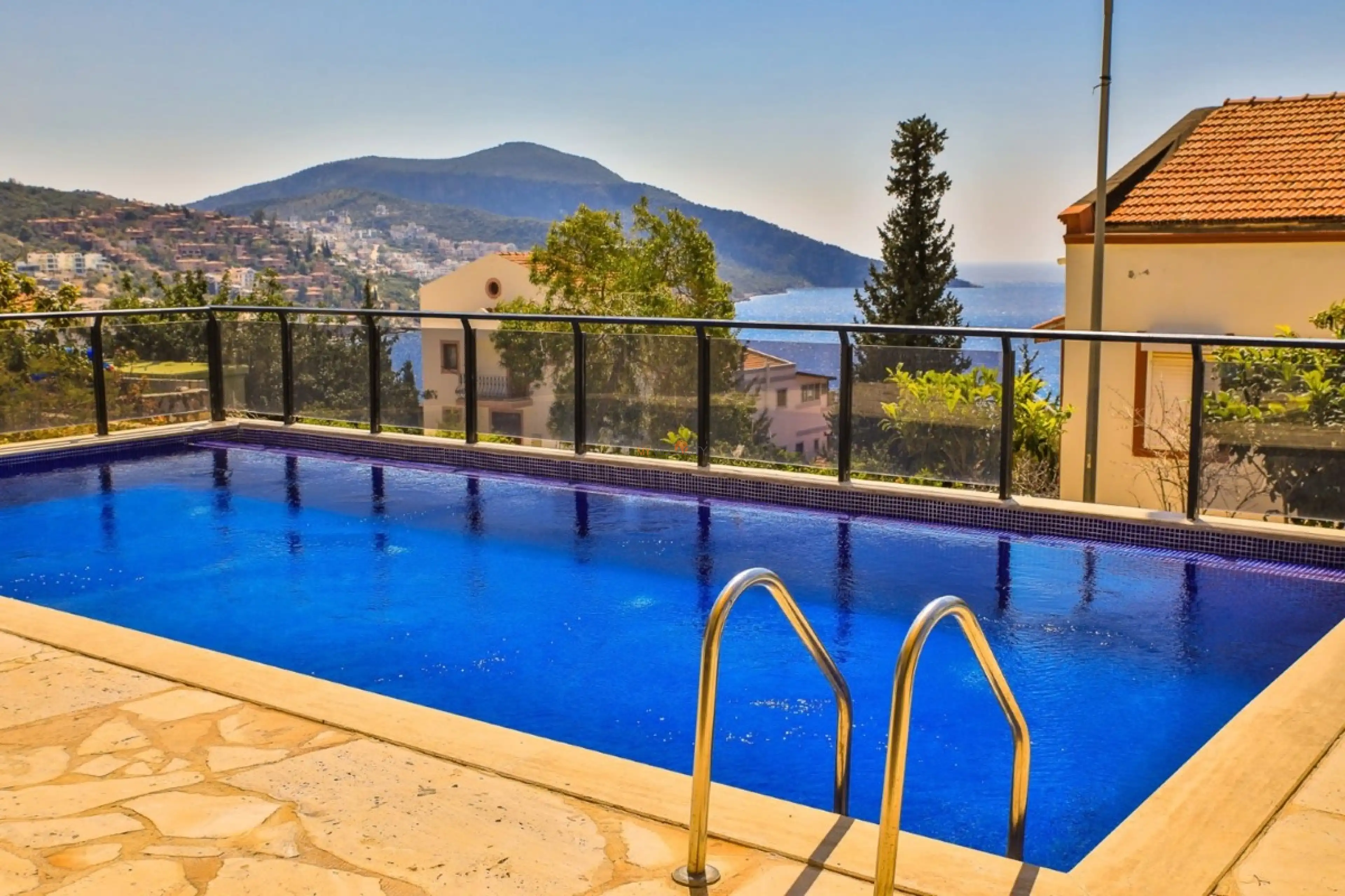 kiralik-villaniz-villa-royal-hills-2--13-original_258.jpg