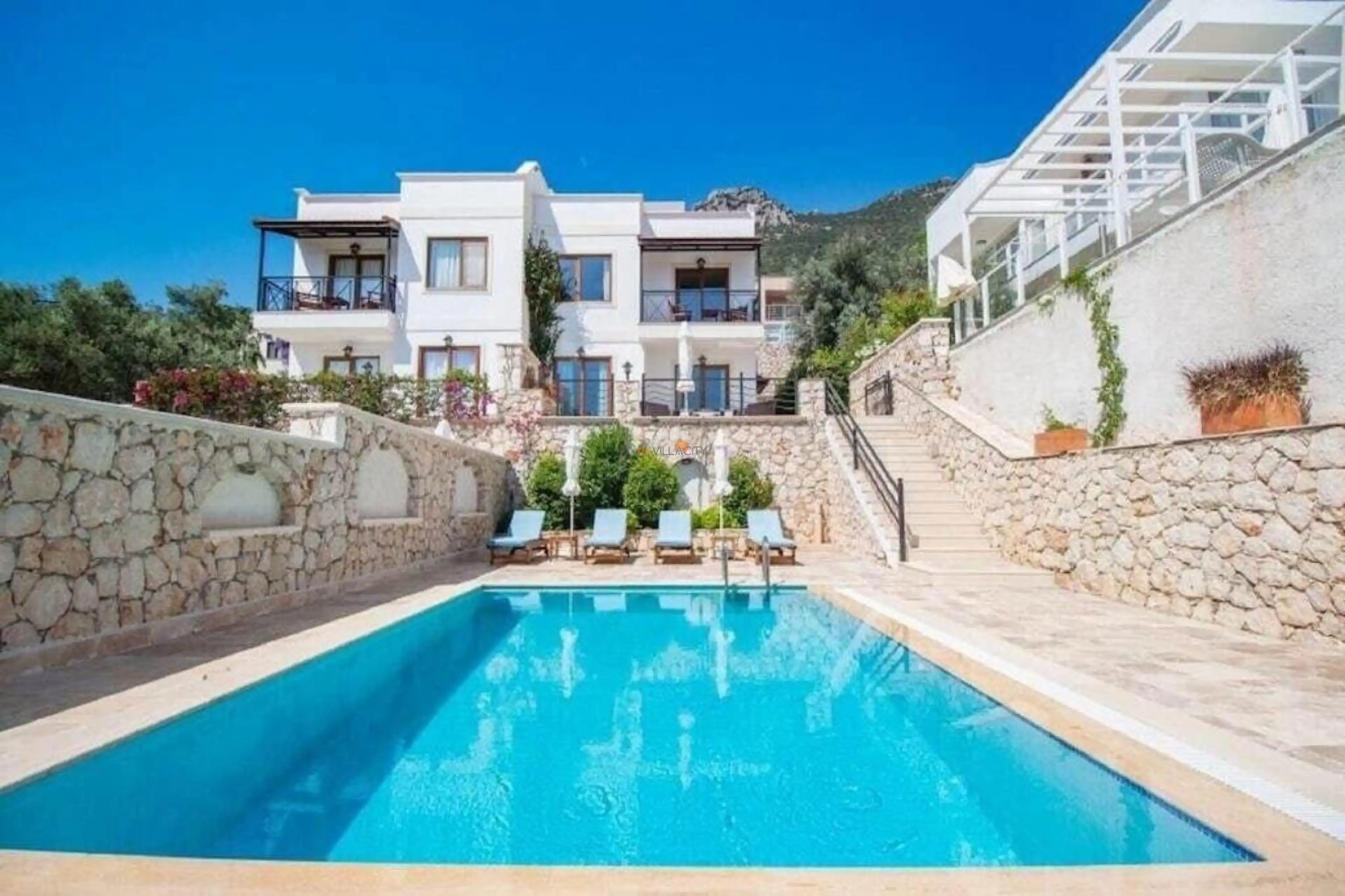kiralikvillaniz_villa_guzel_kalkan_15_10537_8502_375.jpg