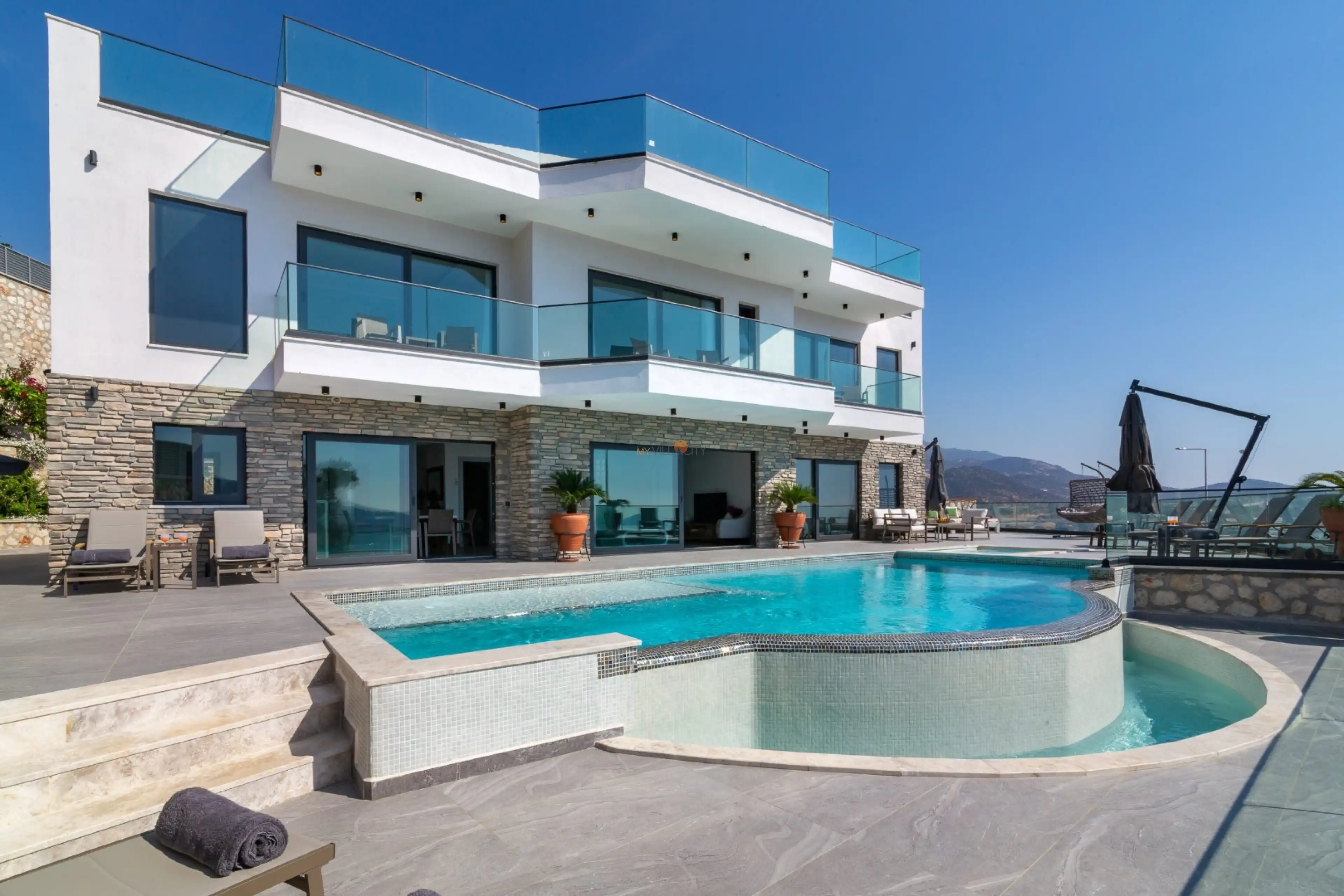 olive_house-5-scaled_36.jpg