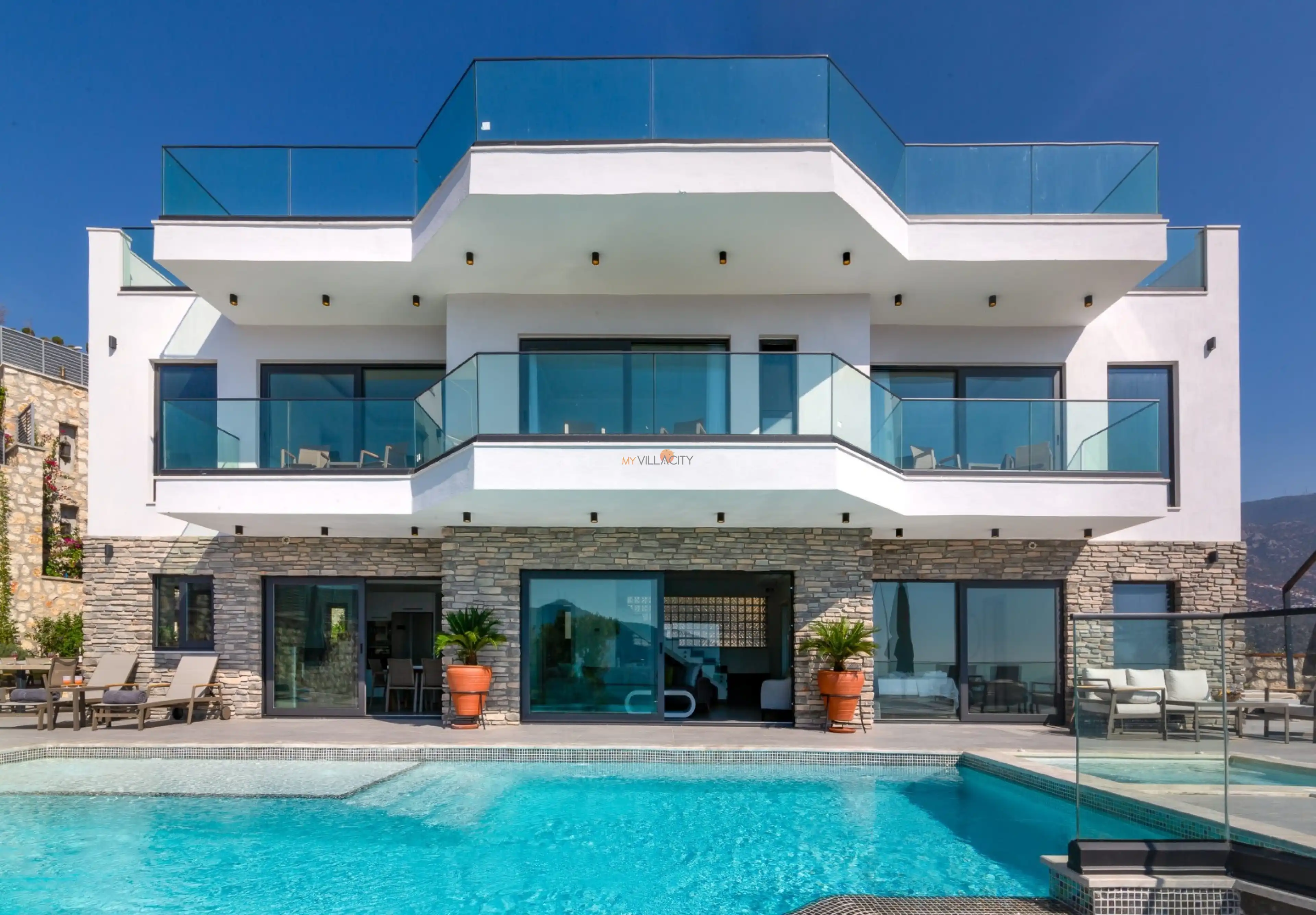 olive_house-6-scaled_496.jpg