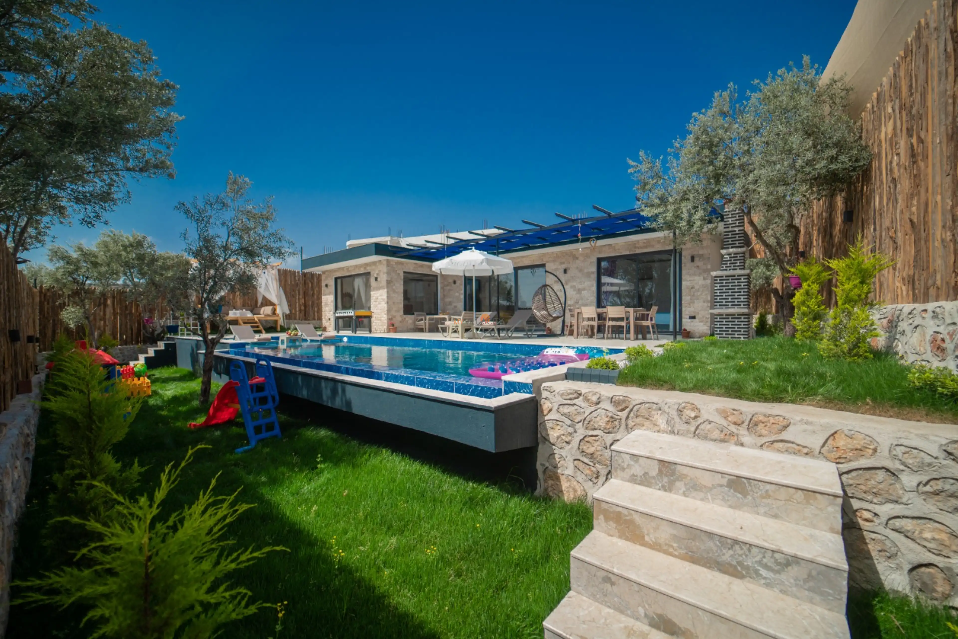 resim11_2cf282_kiralik-villa-arslan-bey-yazlikcim-27_207.jpg