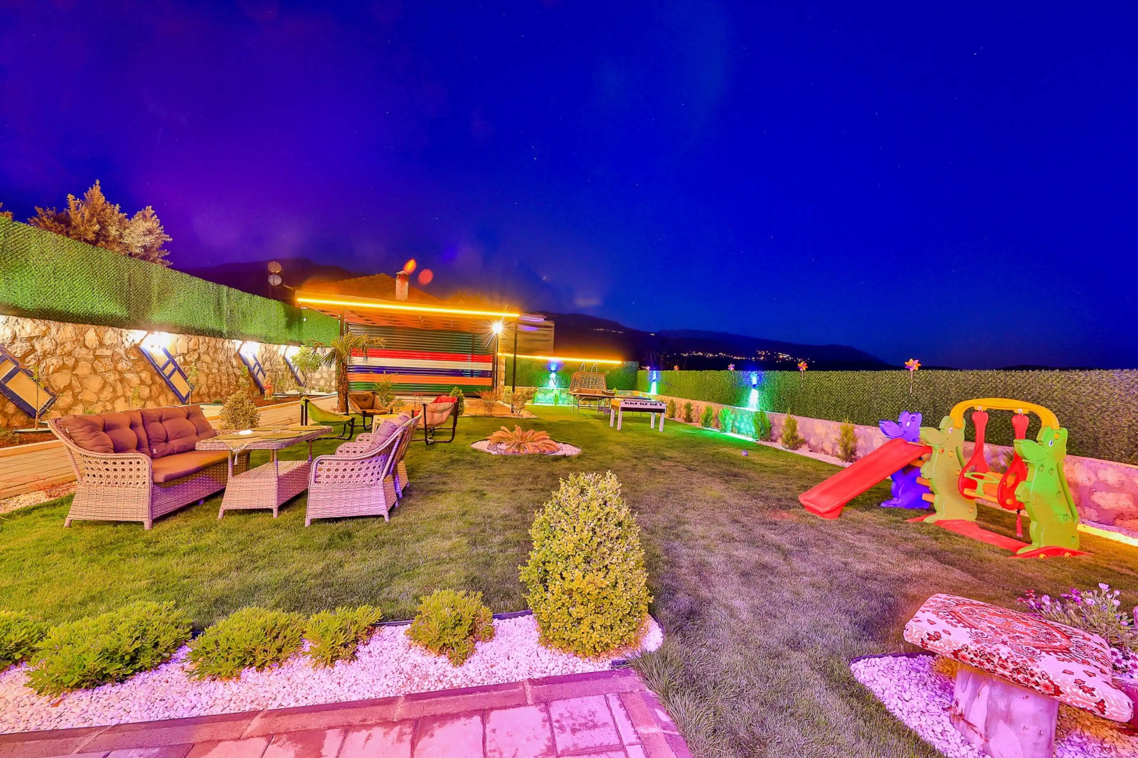 resim8_adcfdc_villa-eylul-excluvise-luks-kiralik-villaciniz-8_102_196.jpg