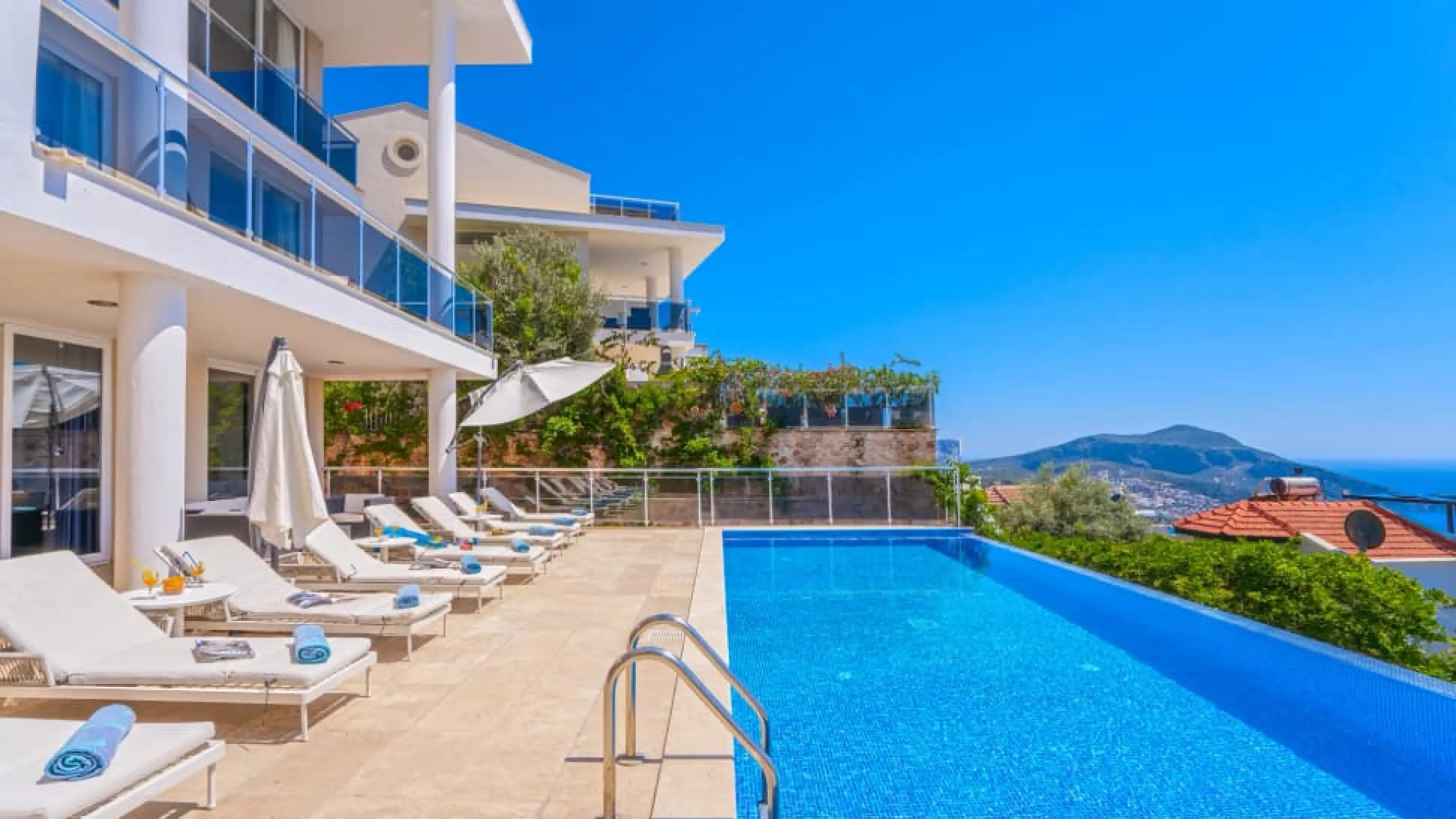 villa-blue-horizon-11-1_427.jpeg