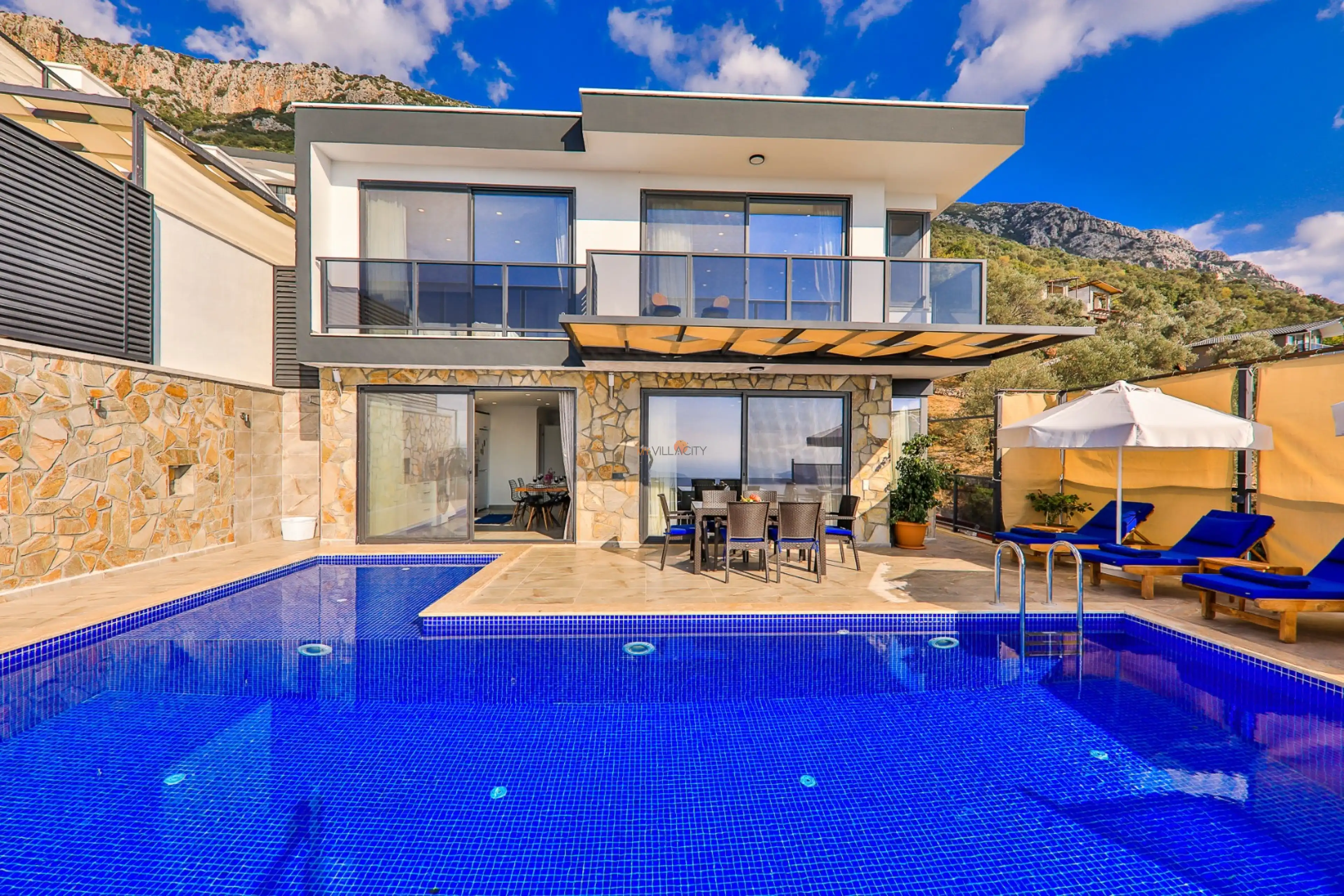 villa-blue-star-2020-25_15.jpg