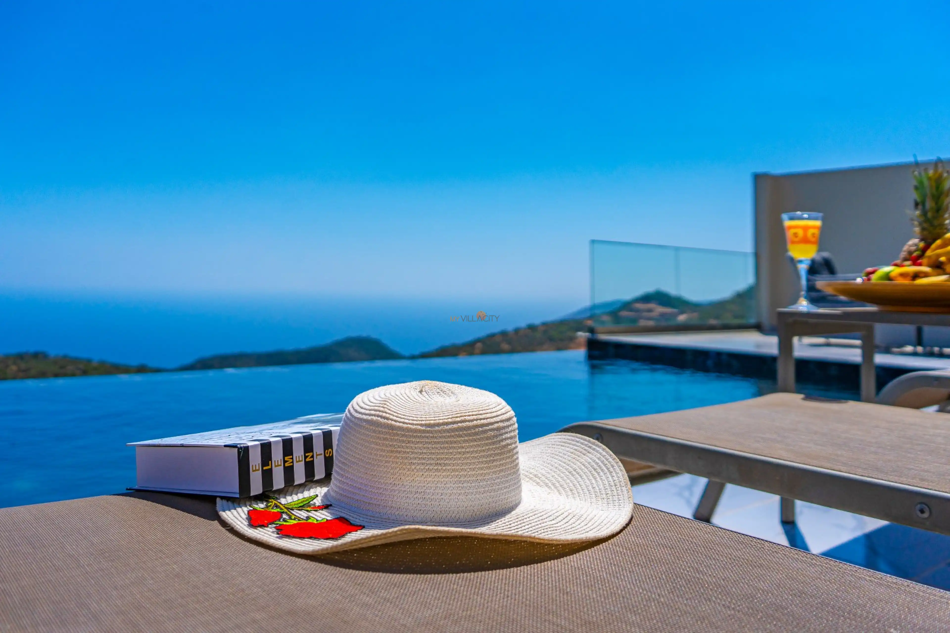 villa-bride-diamond-deniz-manzarali-8_597_774.jpg
