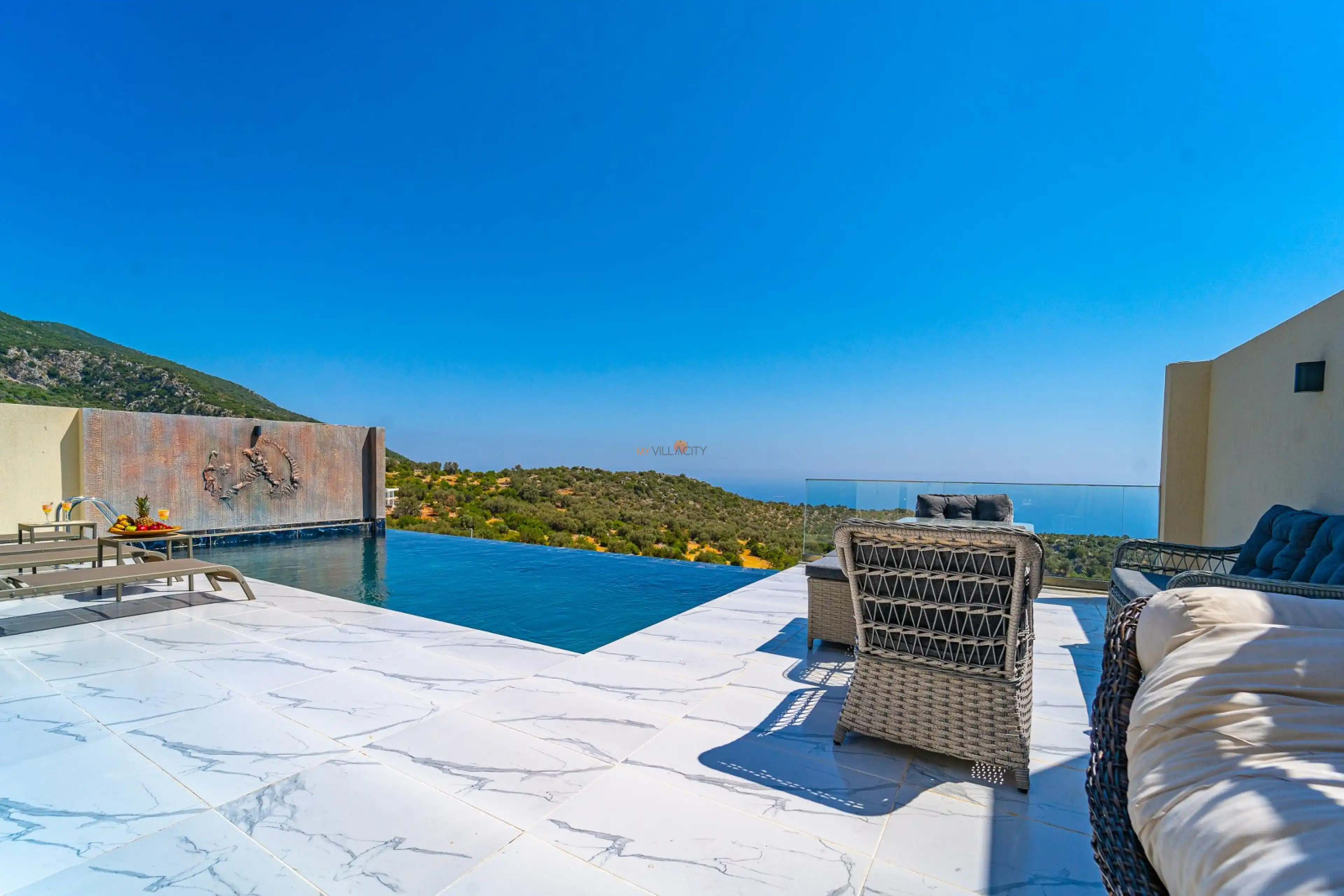 villa-bride-diamond-deniz-manzarali-9_78_336.jpg