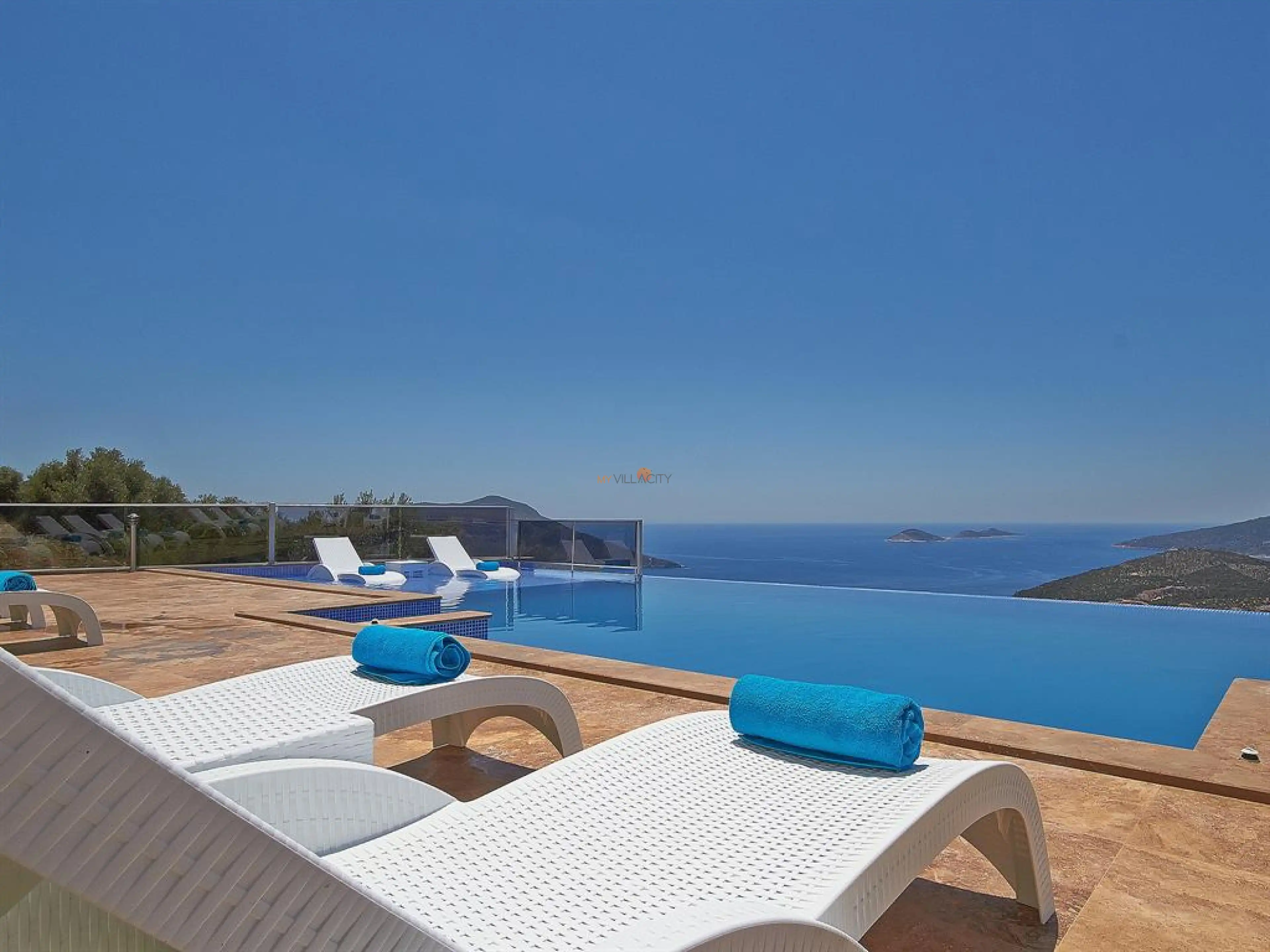 villa-falcon-exclusive-luxury-villa-kalkan-46_204_320.jpg