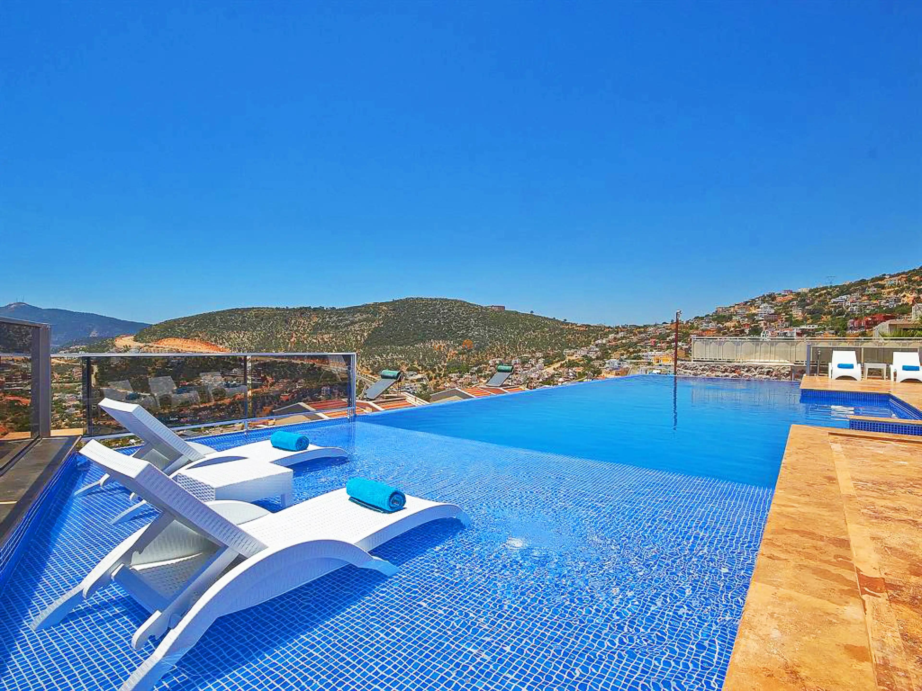 villa-falcon-exclusive-luxury-villa-kalkan-7_338_248.jpg