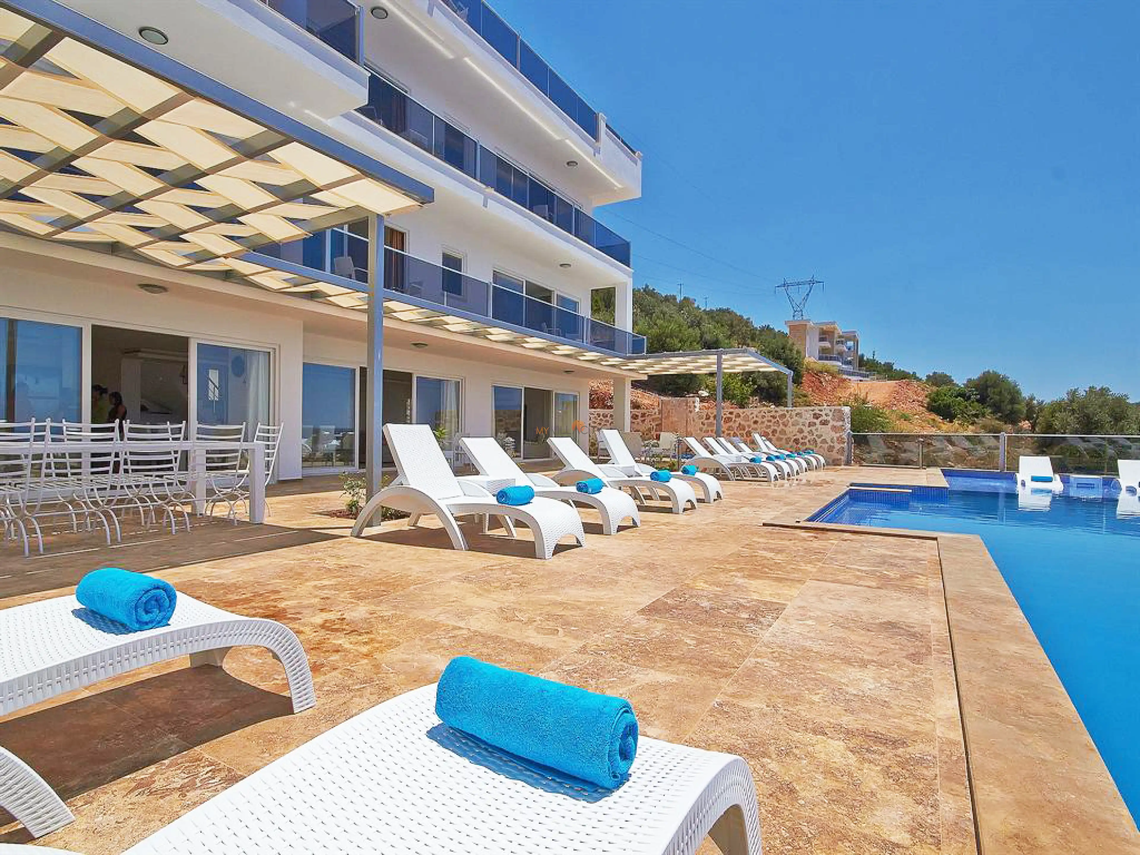 villa-falcon-exclusive-luxury-villa-kalkan-8_676_848.jpg
