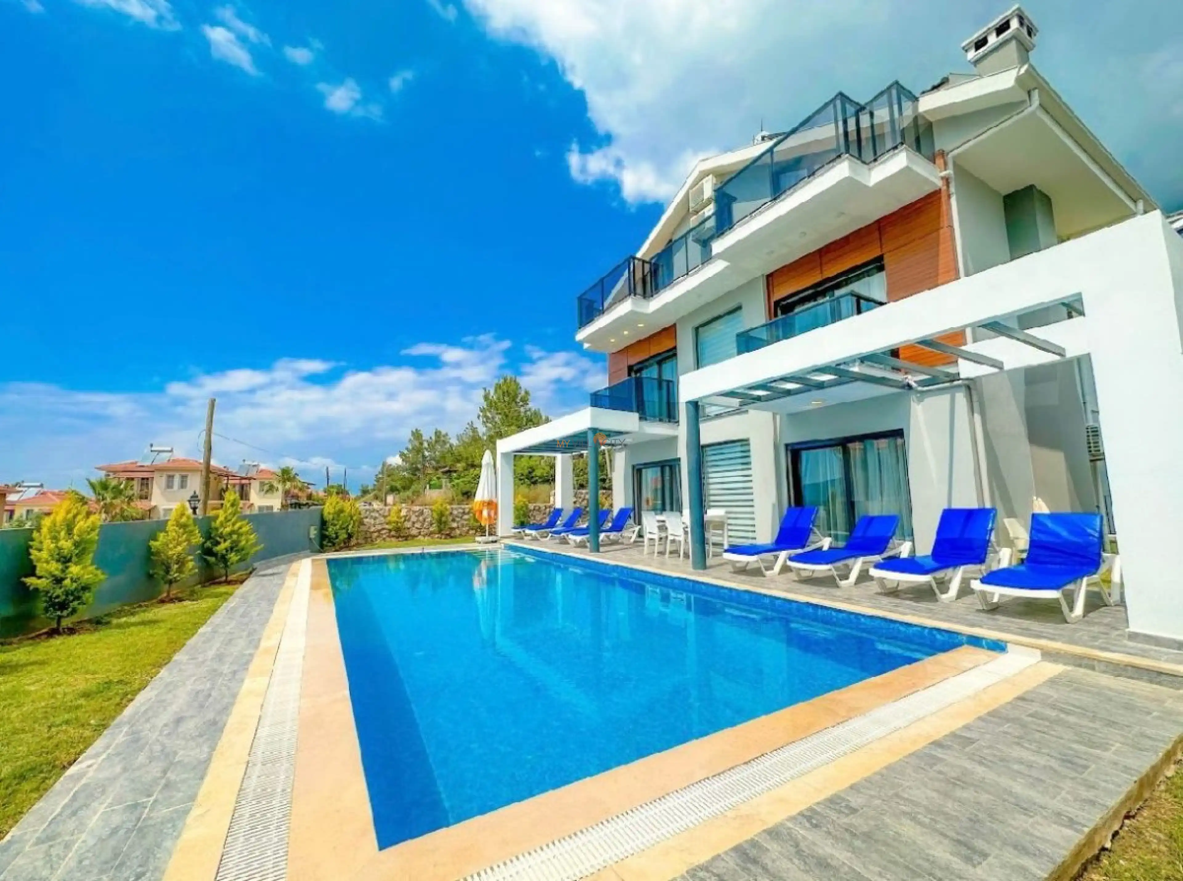 villa-lazuli-338326797-b_323.jpeg