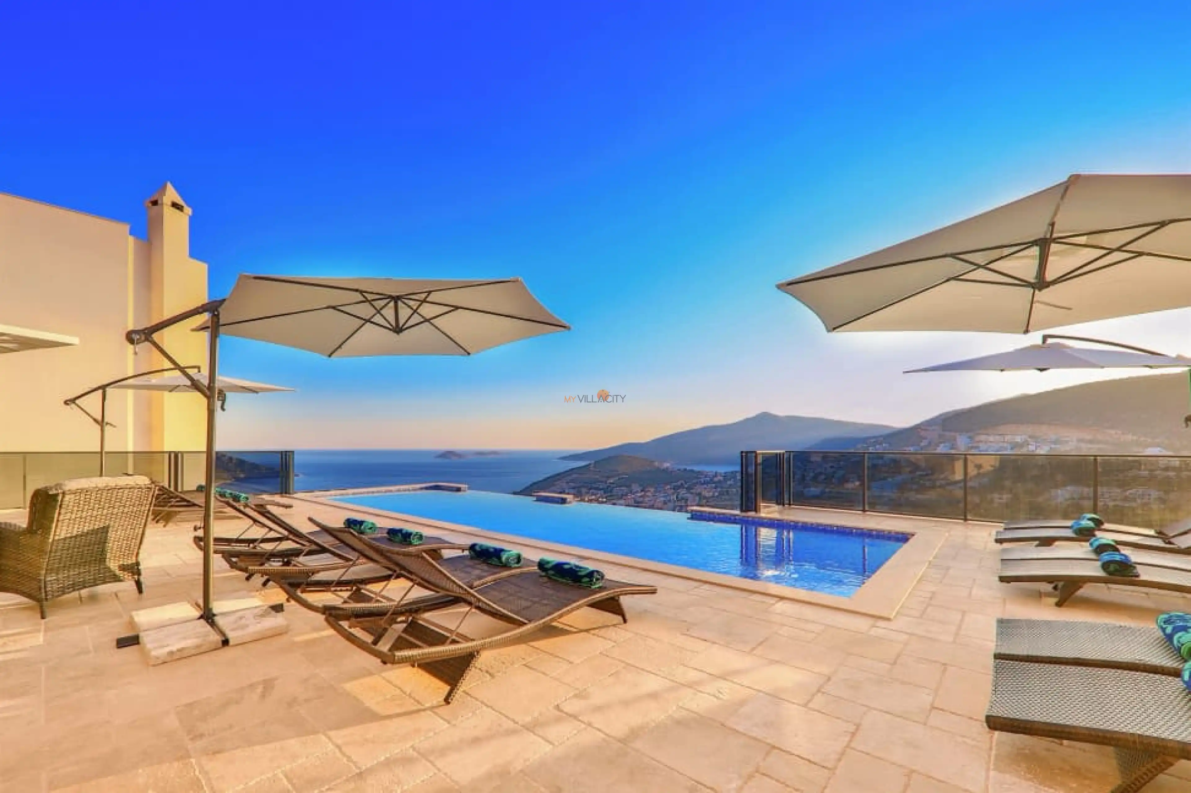 villa-luxury-42_771.jpeg