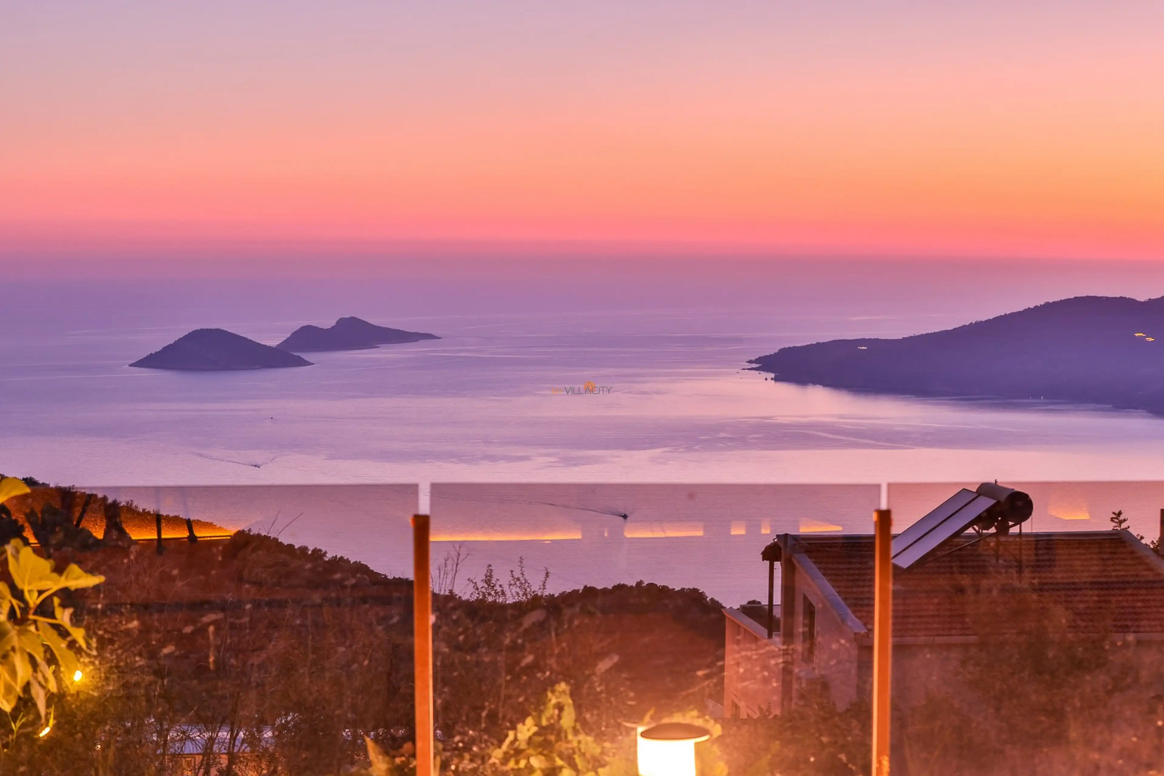 villa-nuka-loft-kalkan-deniz-manzarali-kiralik-villa-villaciniz-17_337_572.jpg