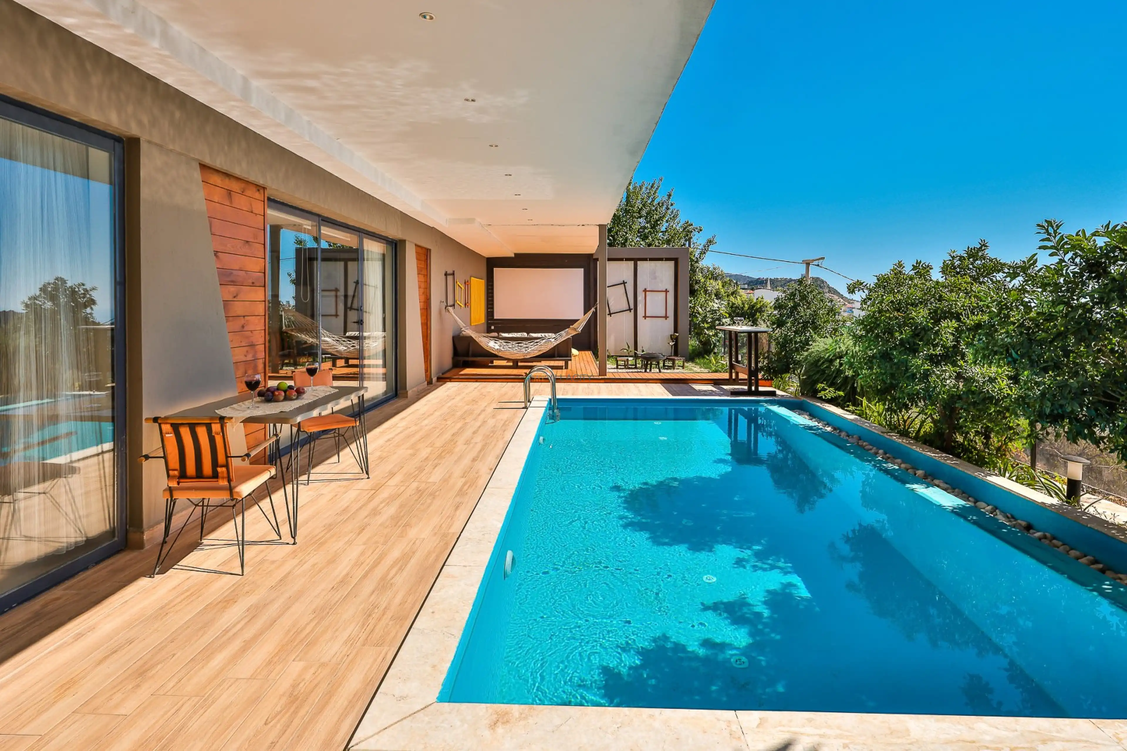 villa-nuka-loft-kalkan-deniz-manzarali-kiralik-villa-villaciniz-41_900_923.jpg