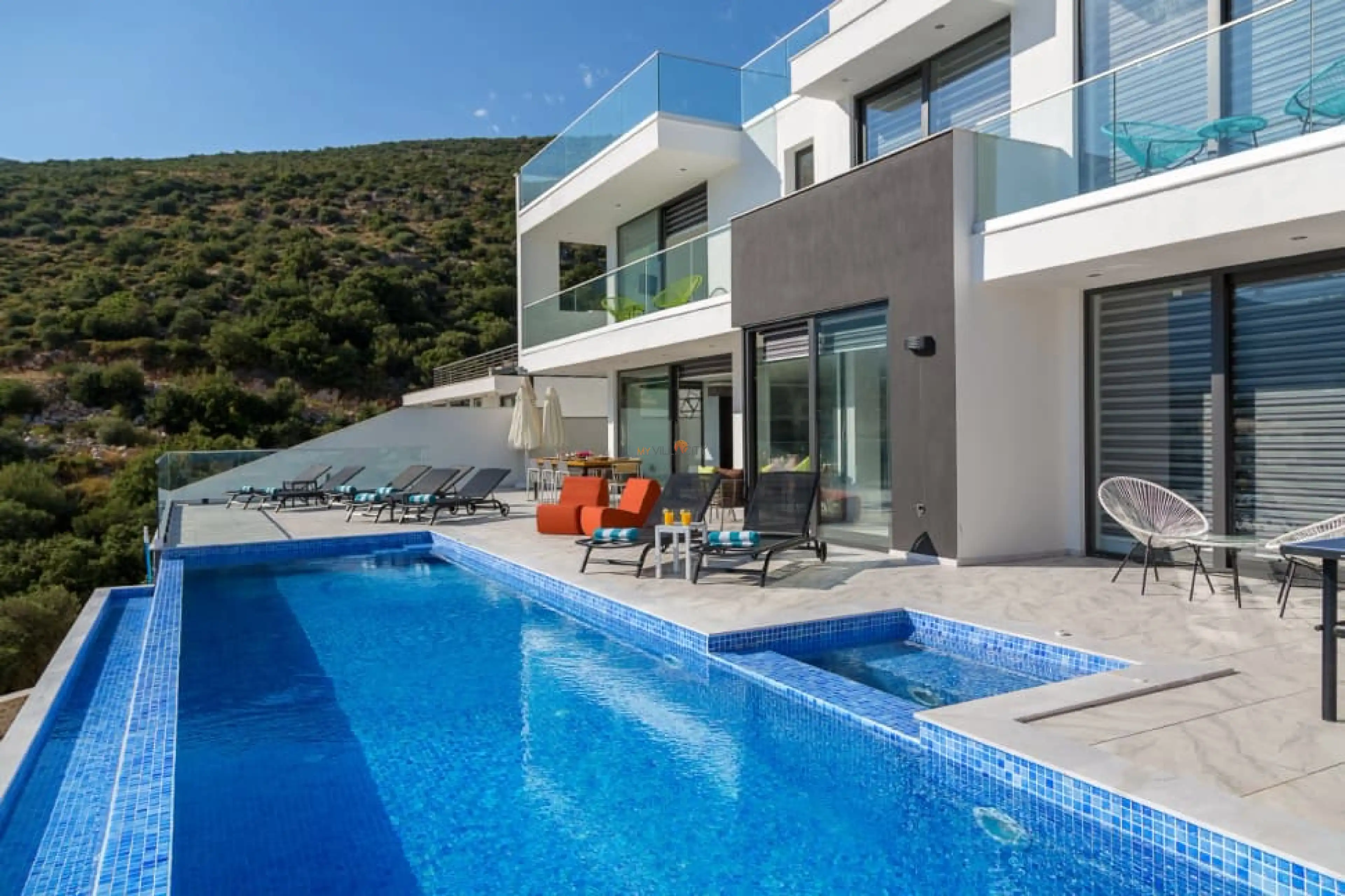 villa-seascape-12-1_921.jpeg