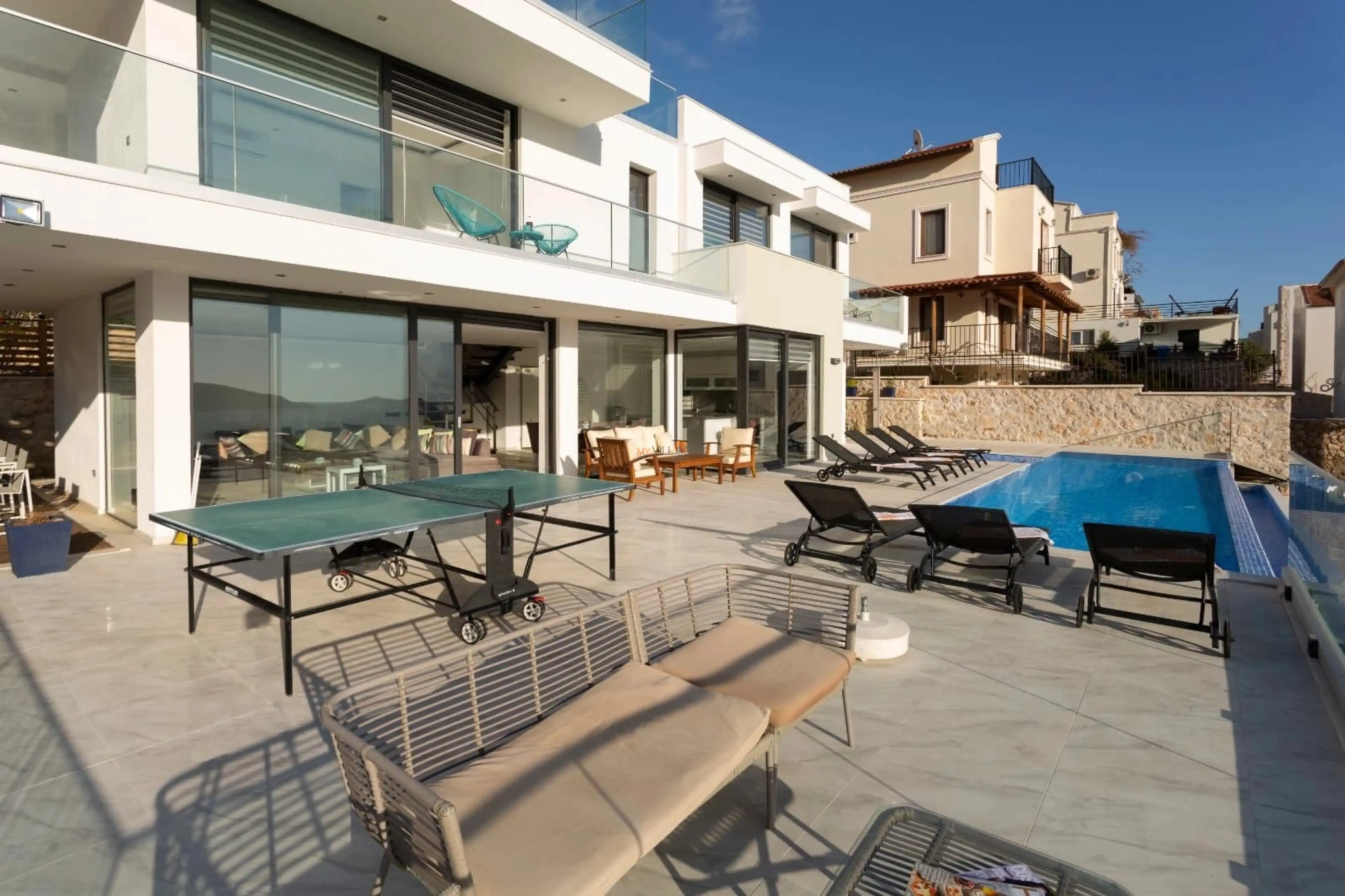 villa-seascape-9_192.jpeg