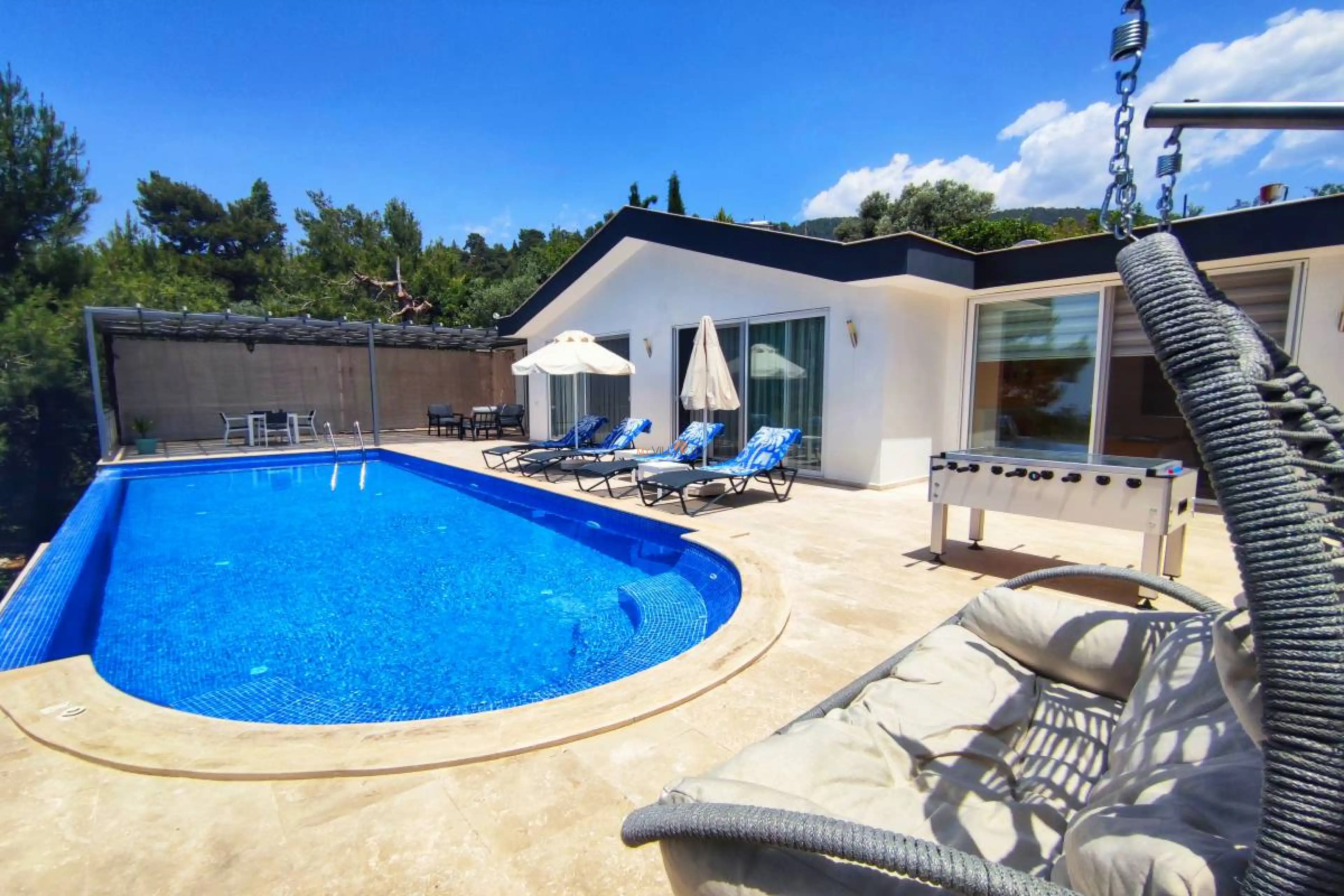 villa-swiss-21_899.jpg