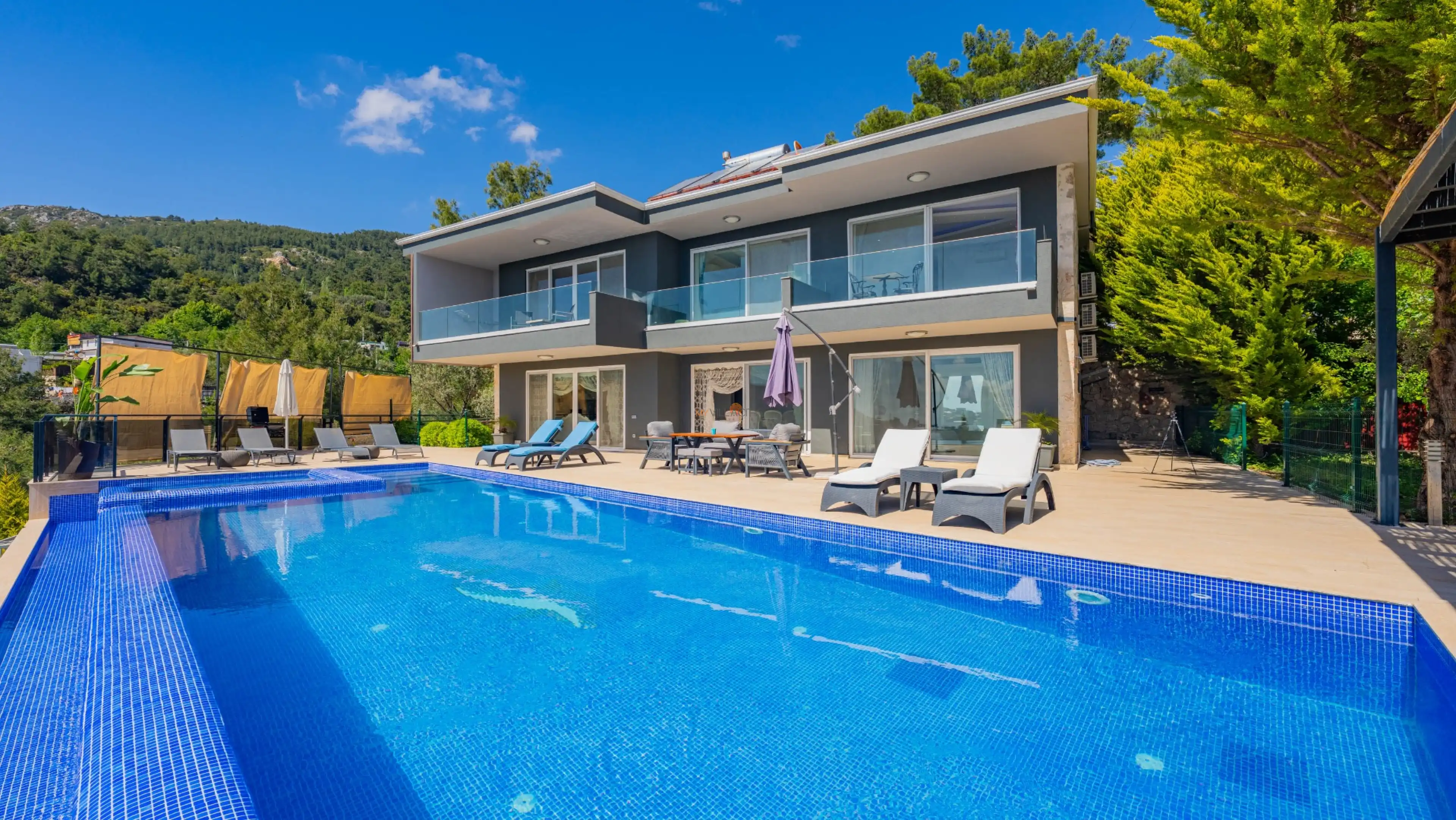 villa-velaris-8_618.jpg