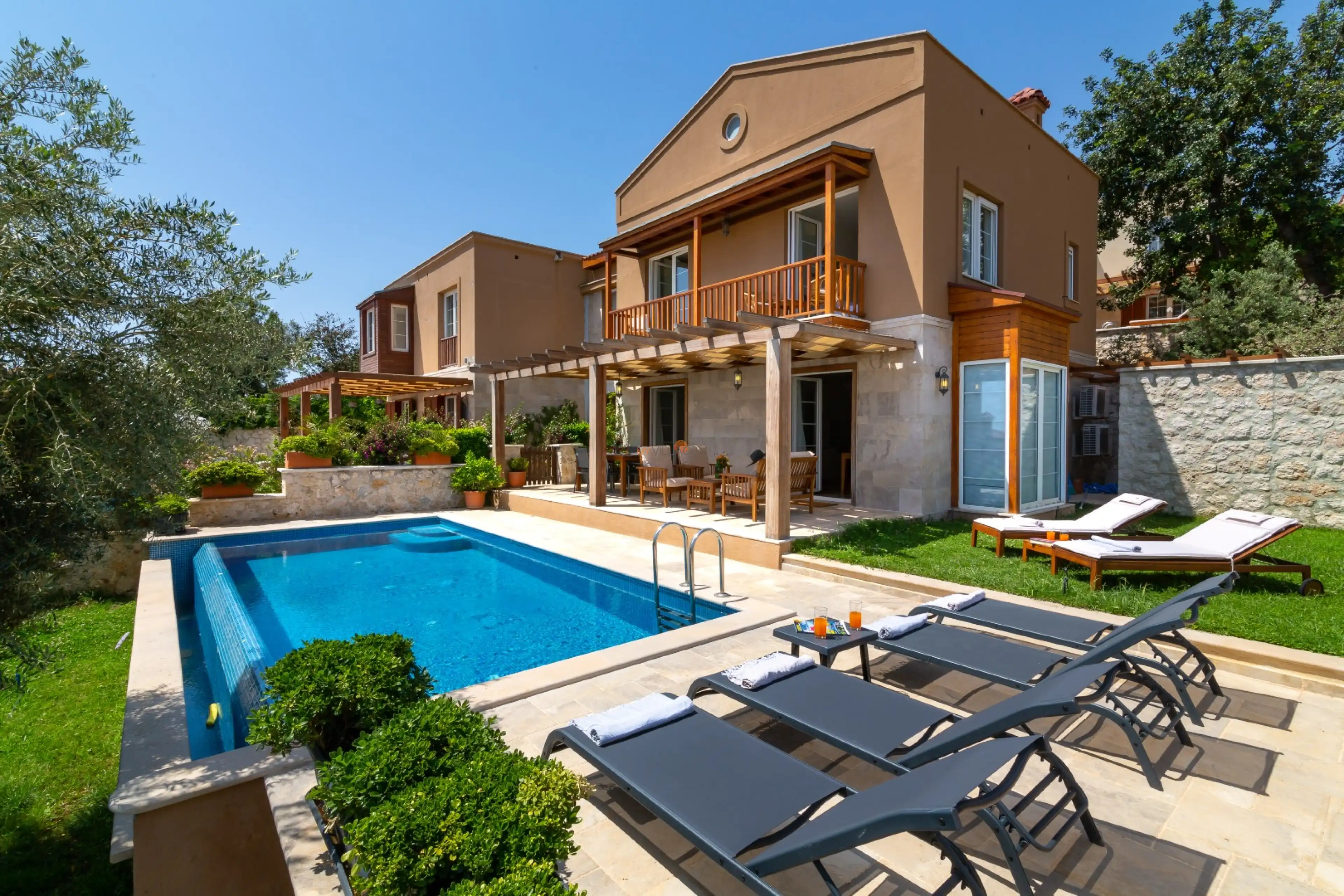 villa_101-4_286.jpg