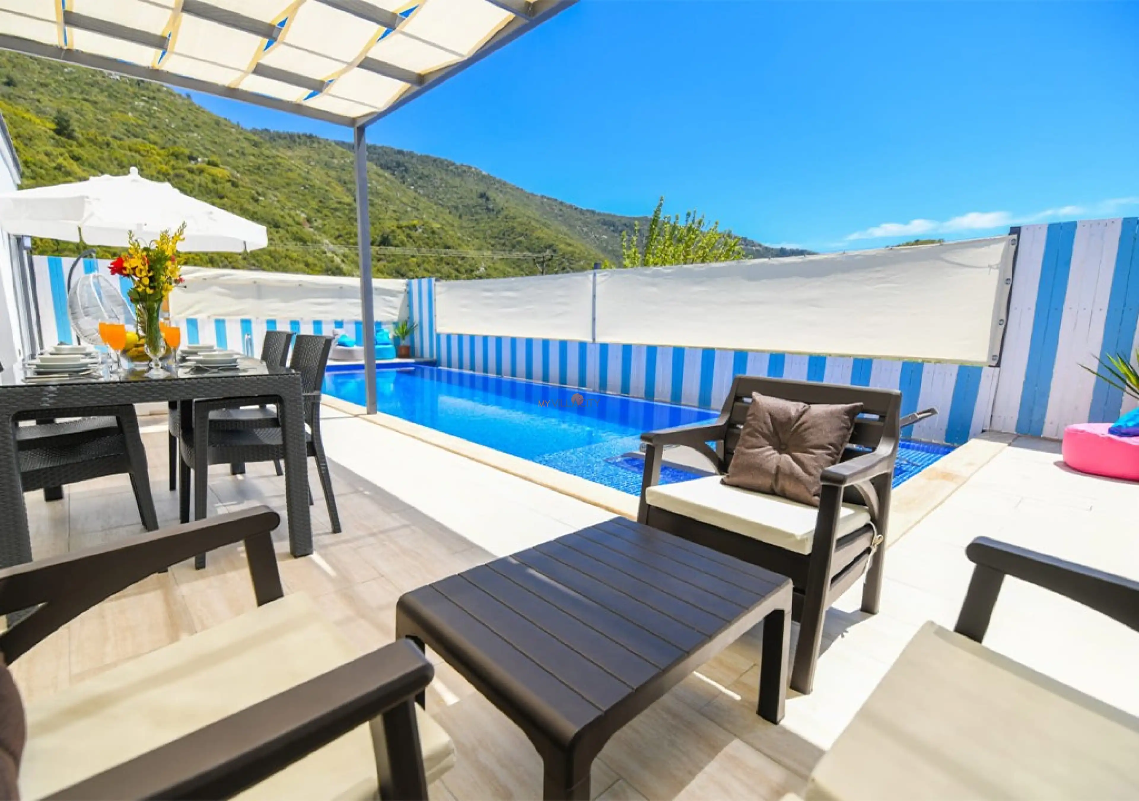 villa_baris_ikizce_1_1639388552_700.jpg