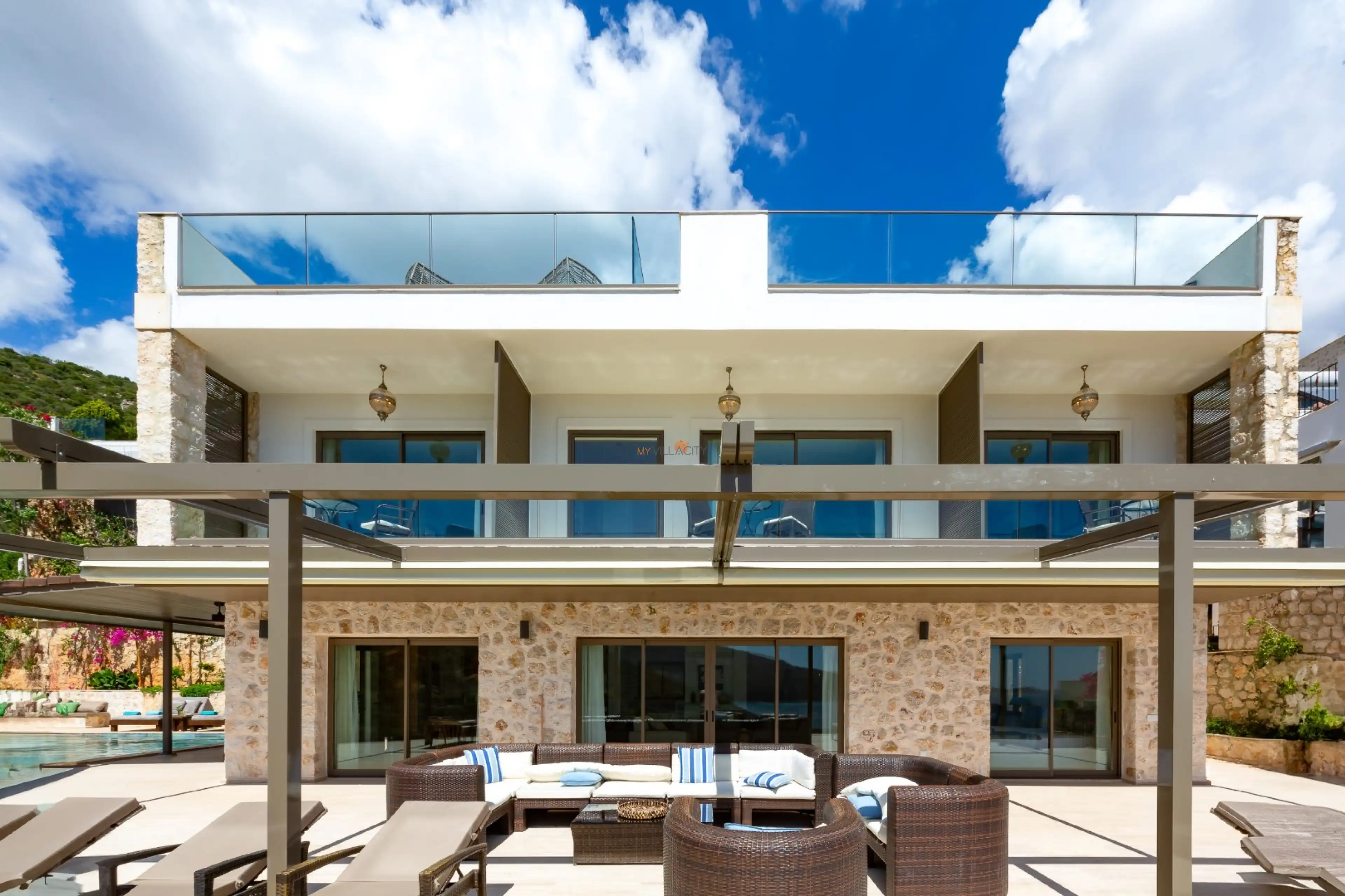 villa_myvillacity-2-scaled_337.jpg