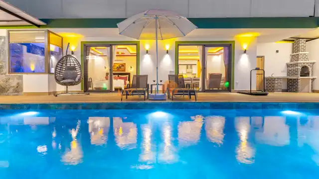 Villa Gece Yarısı