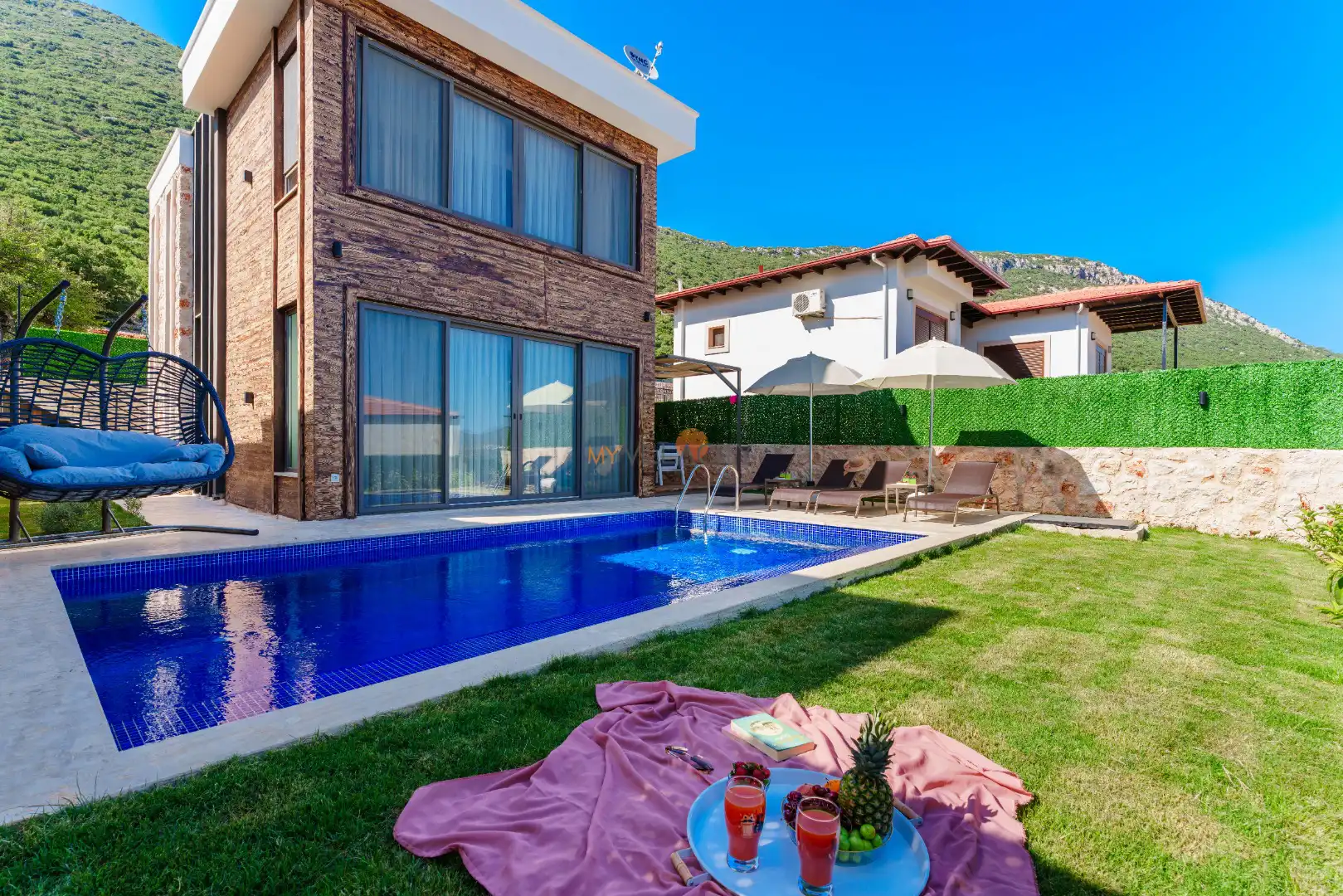Villa Brown
