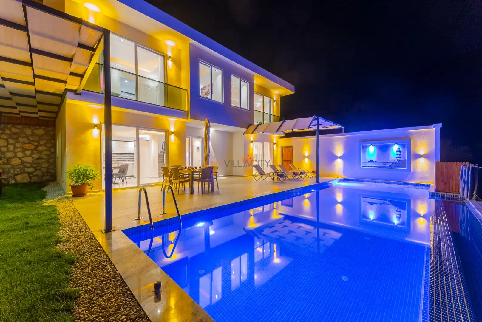 Villa Zens: Kalkan'da Muhafazakar Tatil Villası 