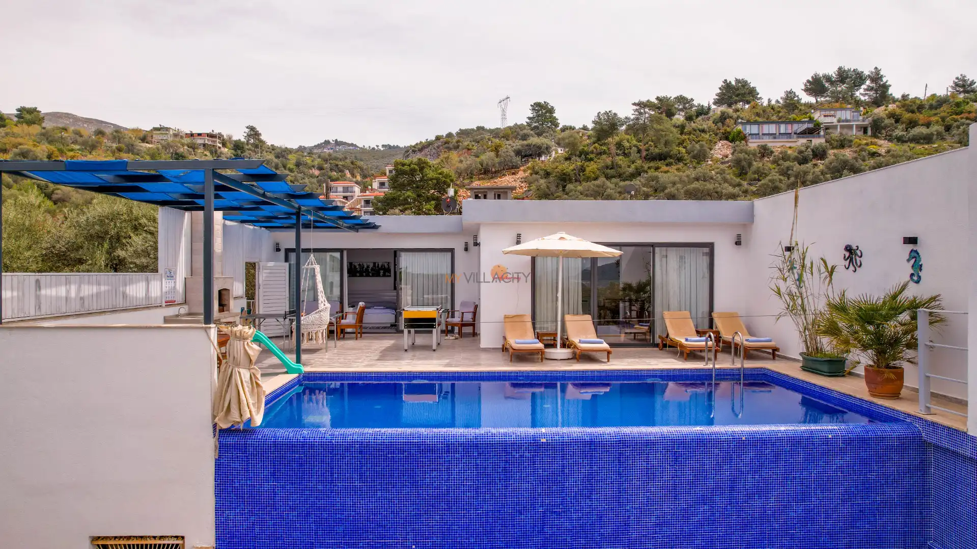 Villa Esra: Kalkan'da Doğa Manzaralı Lüks Villa