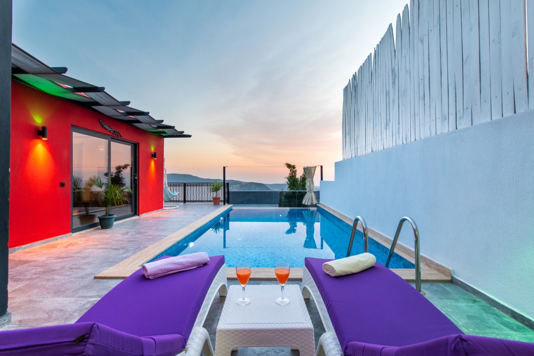 Villa Gece Üzümlü - Muhafazakar Balayı Villası