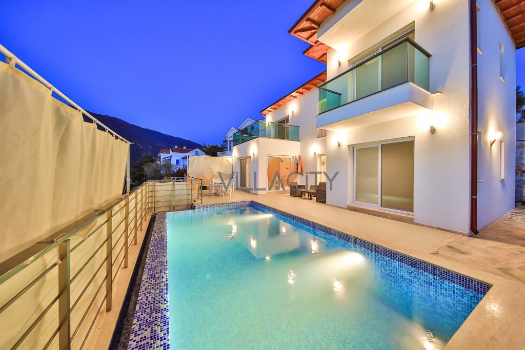 villasImage