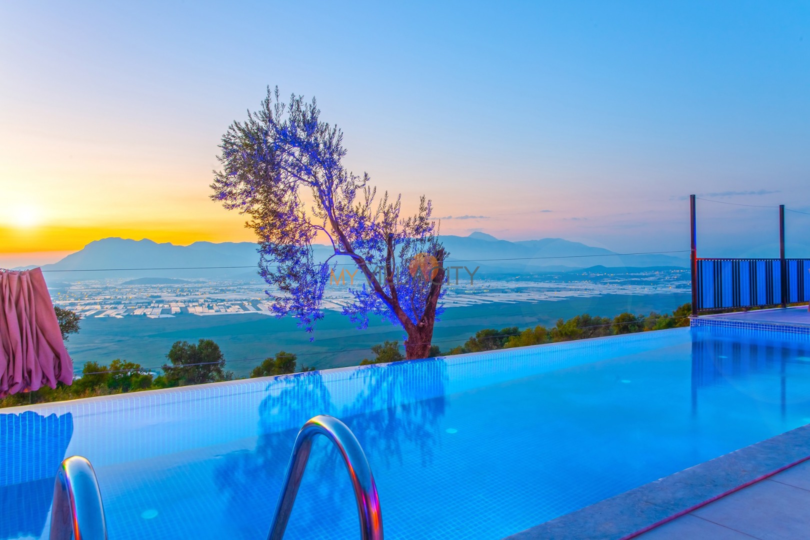 Villa Yiğit 2 - Kalkan'da Modern ve Şık Tatil Villası